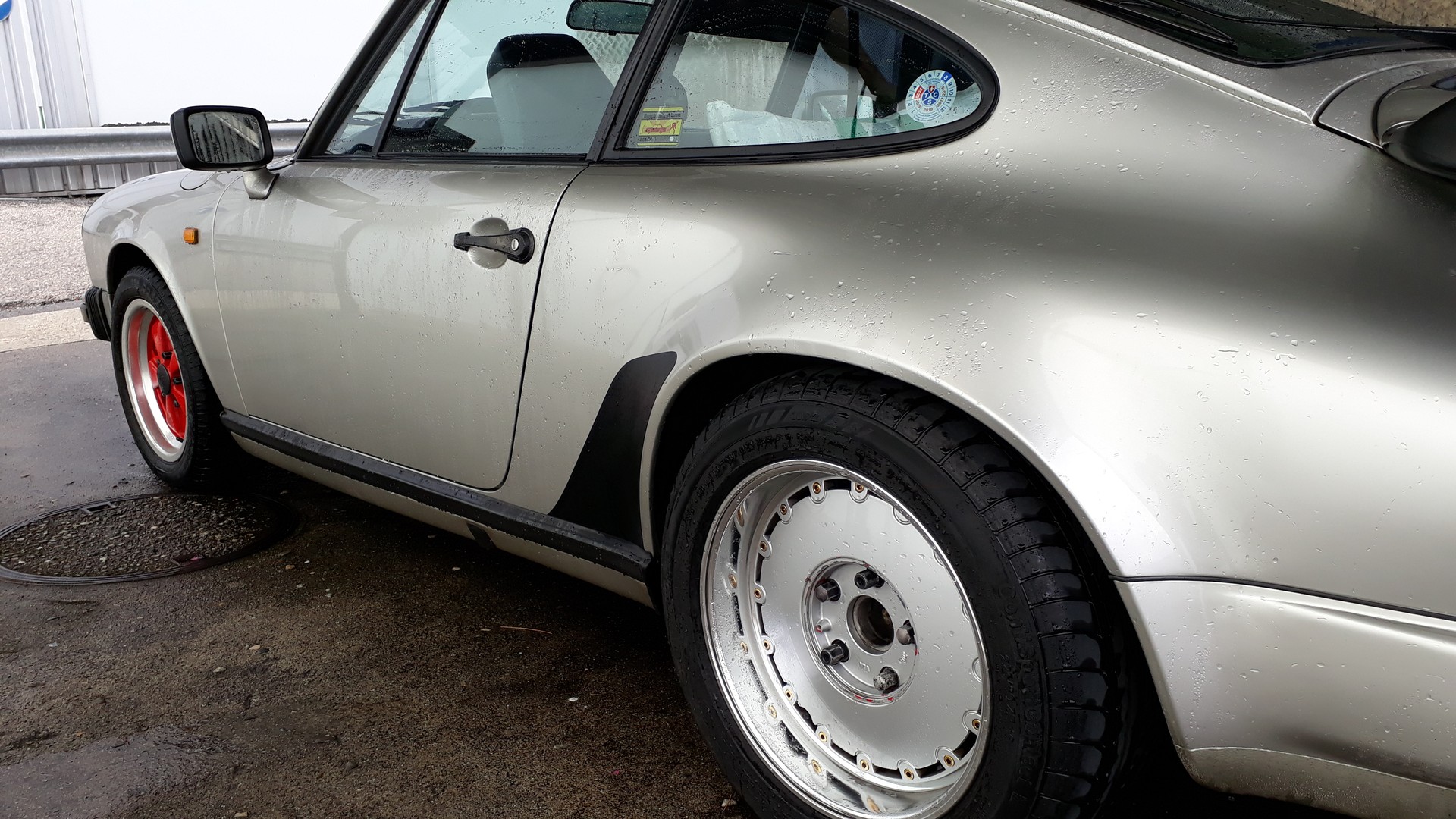 PORSCHE 911-image-2
