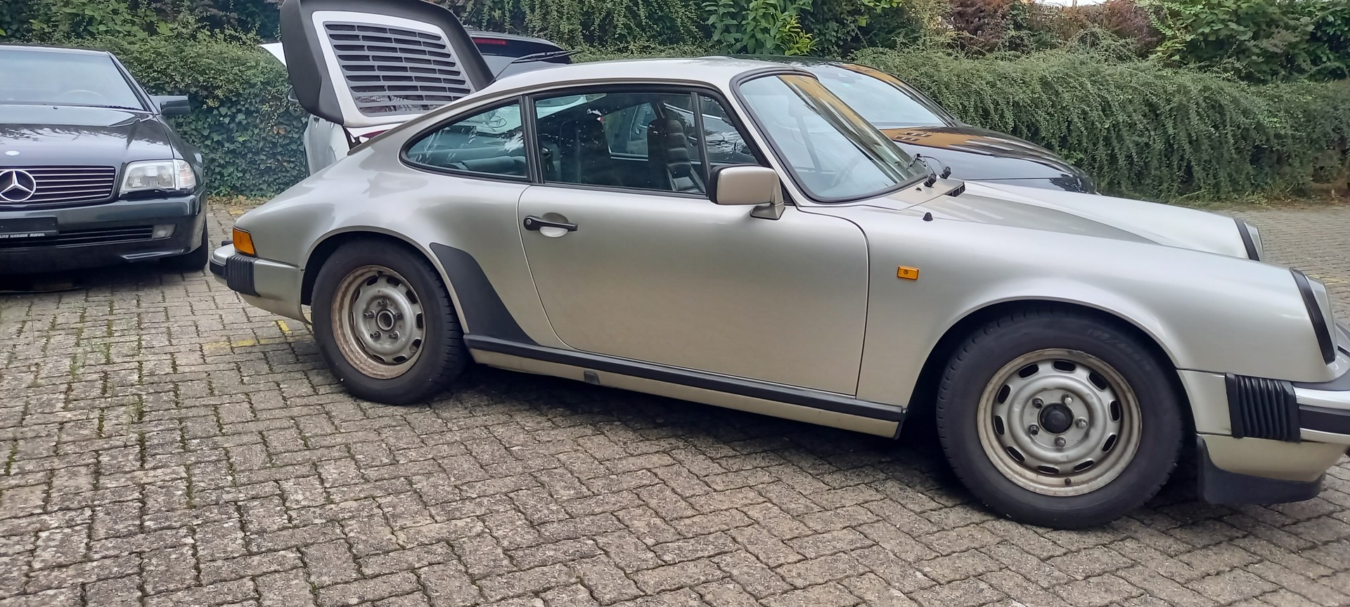 PORSCHE 911-image-21