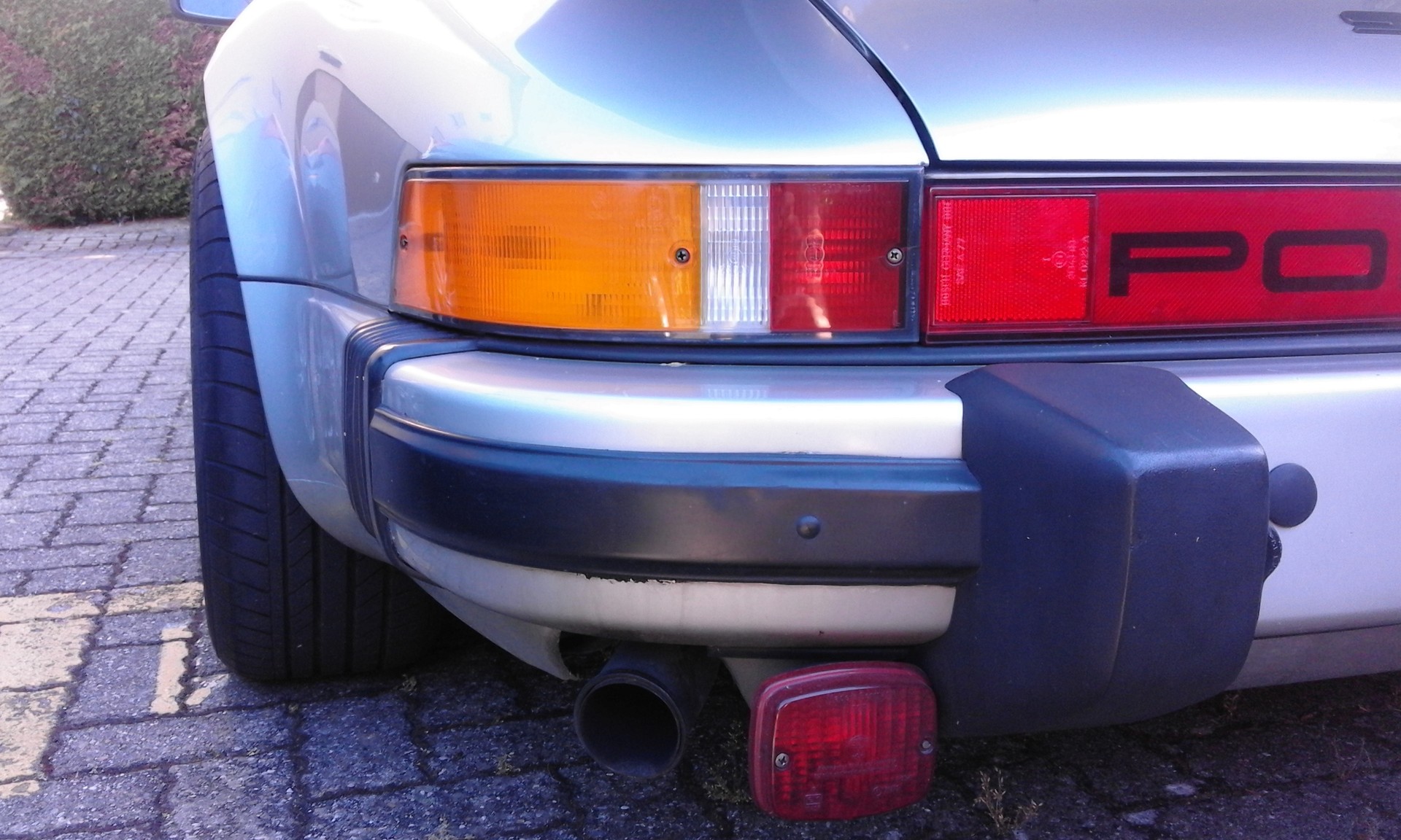 PORSCHE 911-image-28