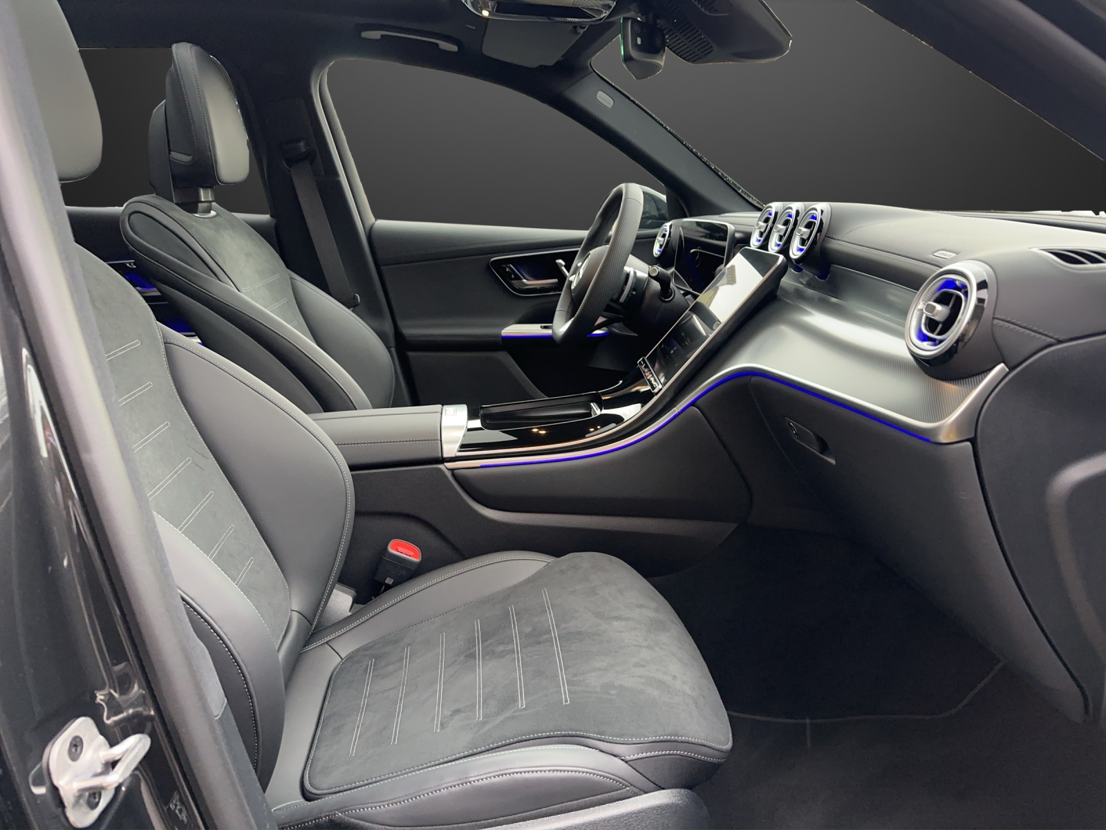 MERCEDES-BENZ GLC 220 d 4Matic 9G-Tronic-image-9