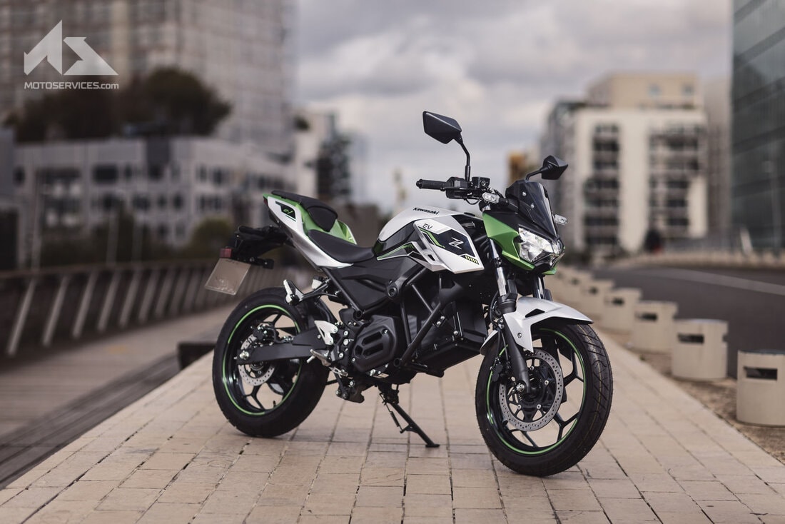 KAWASAKI Z e-1-showroom-element-2