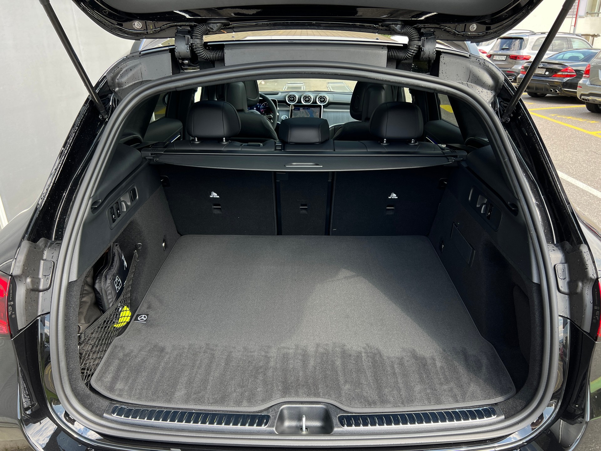 MERCEDES-BENZ GLC 300 4Matic 9G-Tronic-image-7