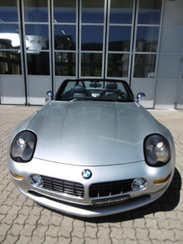 BMW Z8 Roadster-image-11