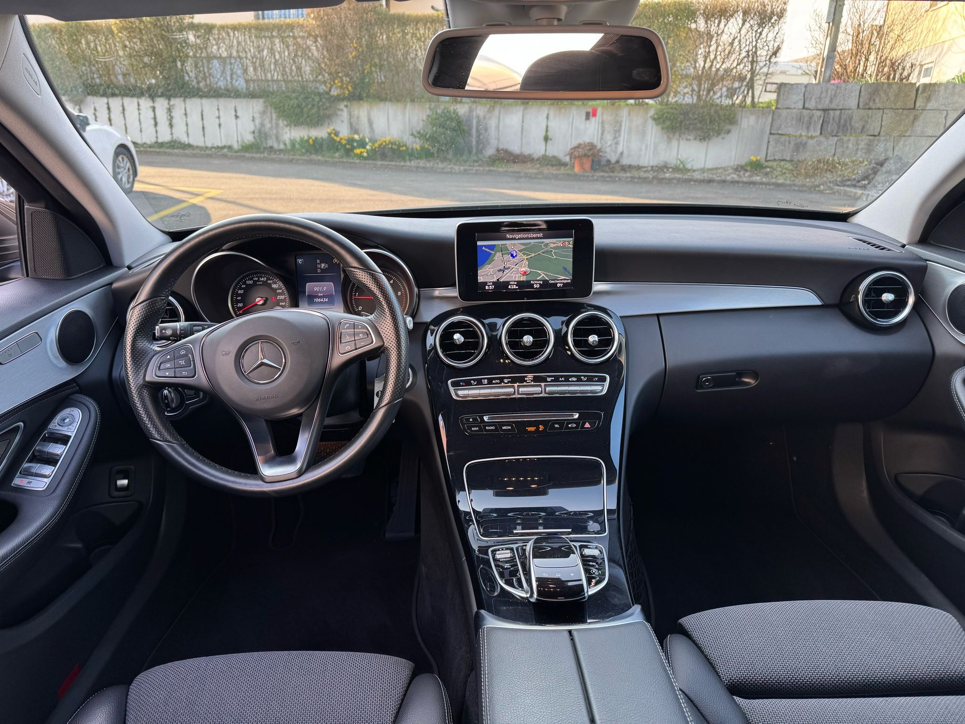 MERCEDES-BENZ C 220 BlueTEC Swiss Star Avantgarde 7G-Tronic-image-13