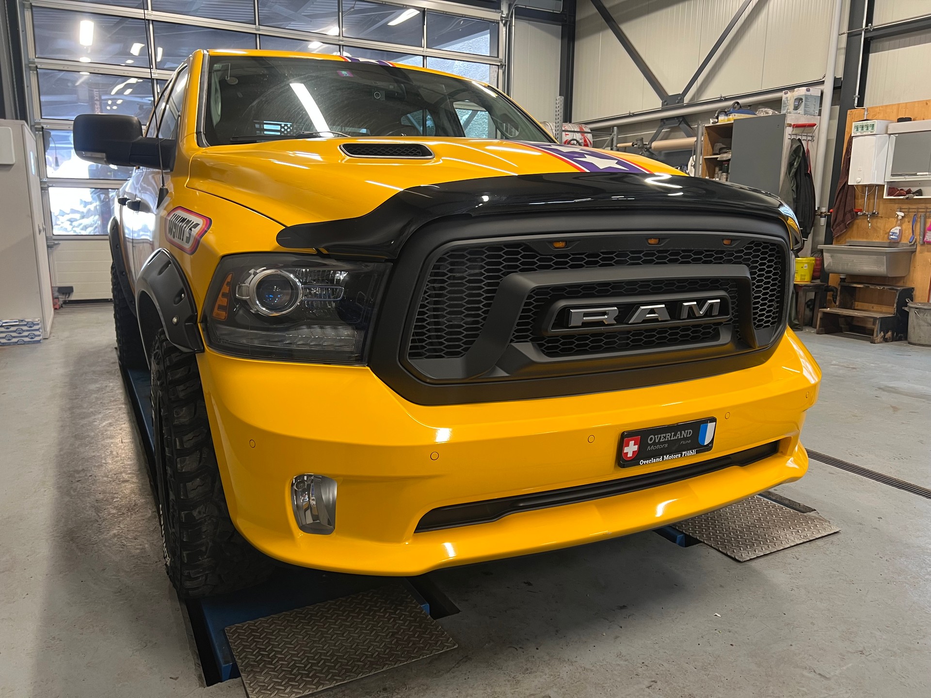 DODGE 1500 HEMI V8-image-7
