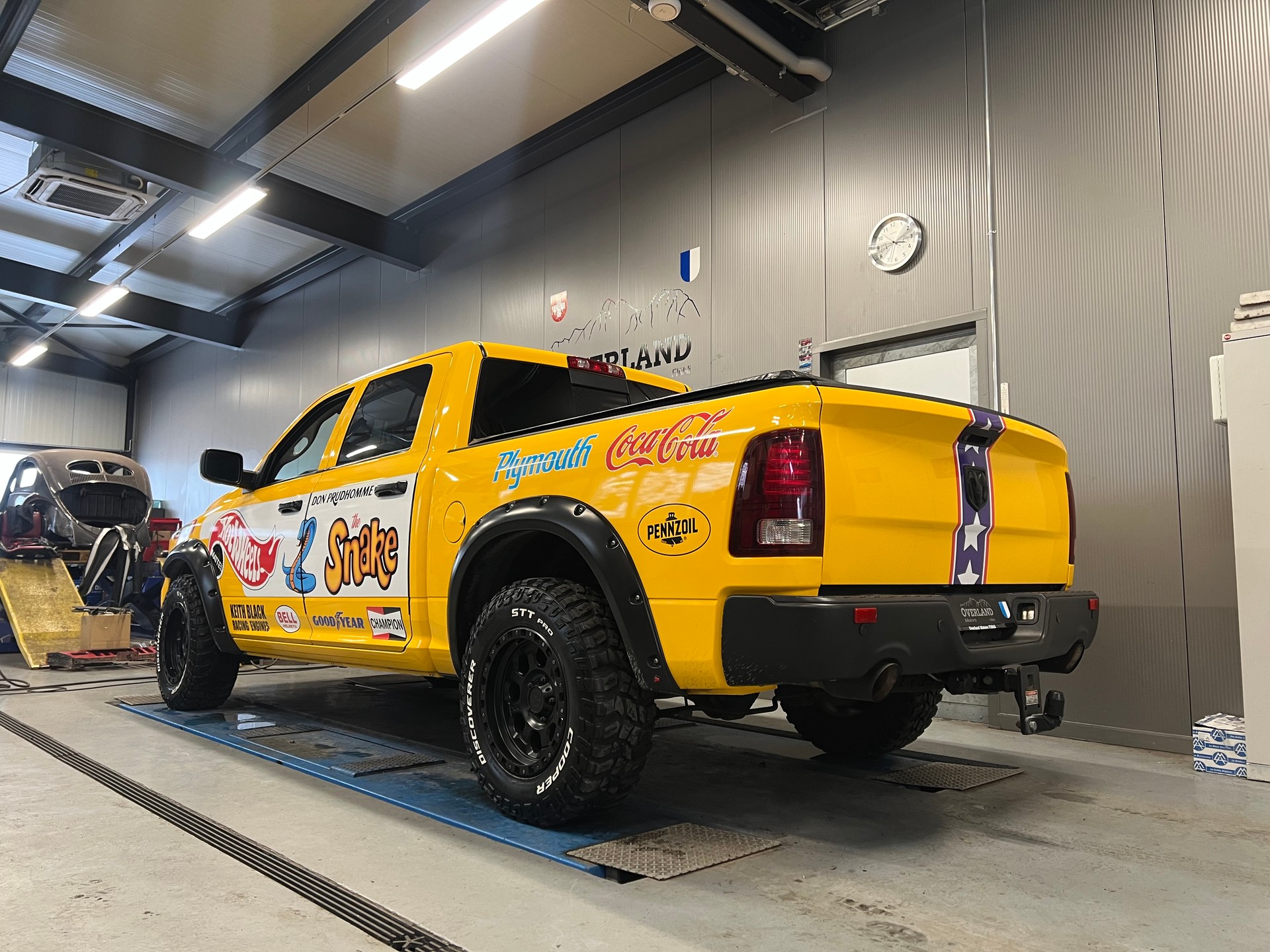 DODGE 1500 HEMI V8-image-2