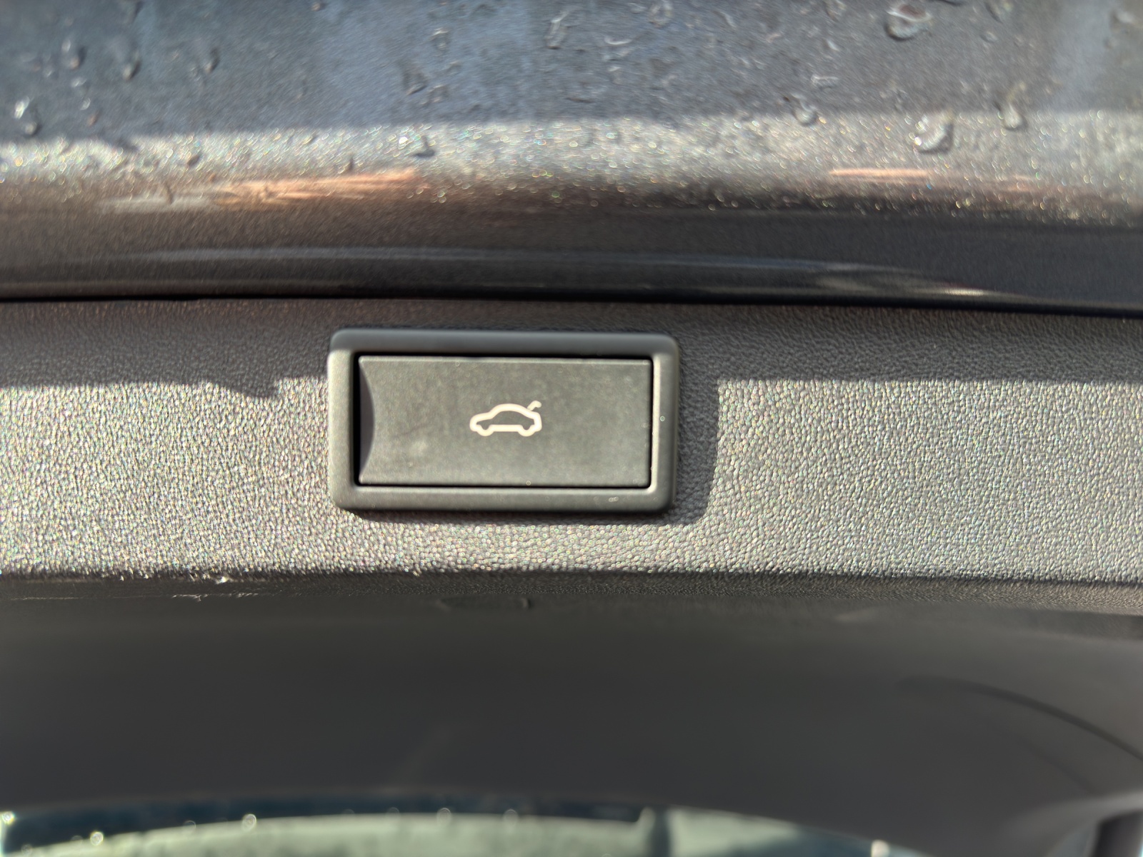 SKODA Enyaq iV 60-image-15