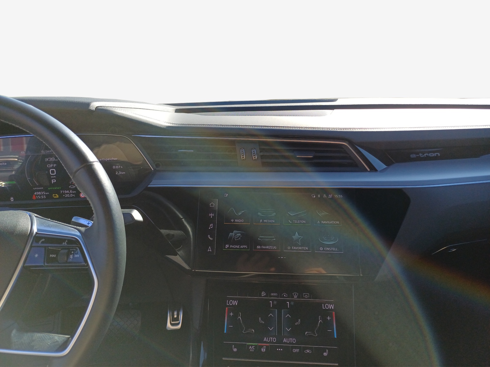 AUDI e-tron S Sportback quattro-image-11