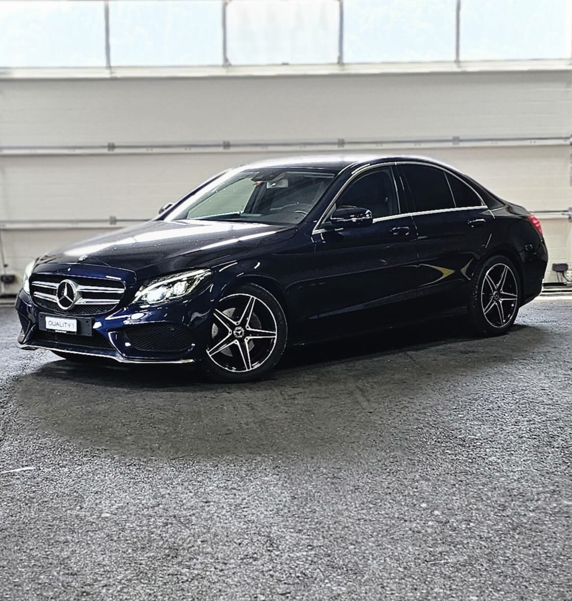 MERCEDES-BENZ C 220 d AMG Line 9G-Tronic-image-0