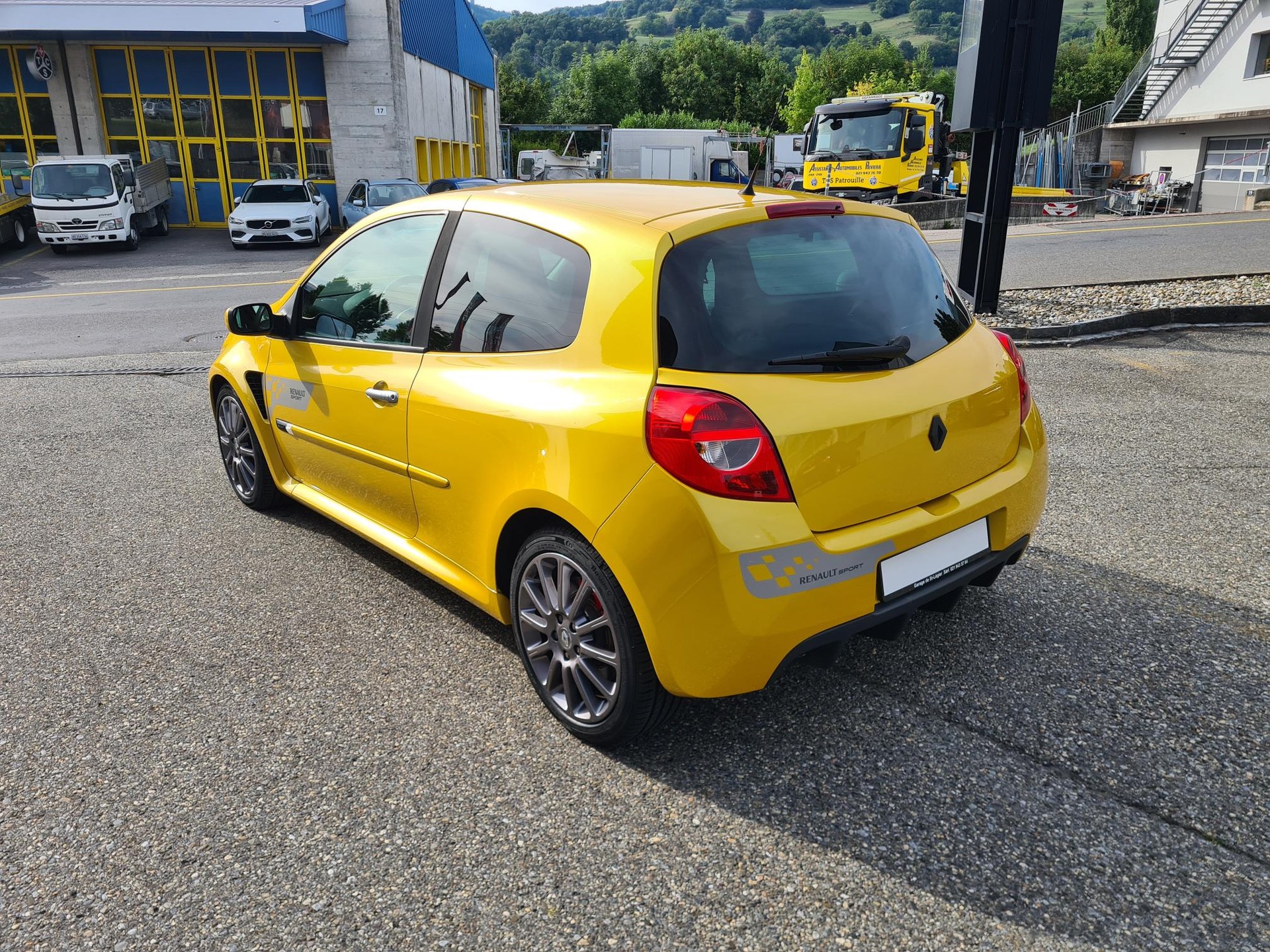 RENAULT Clio 2.0 16V Sport F1 Team-image-3