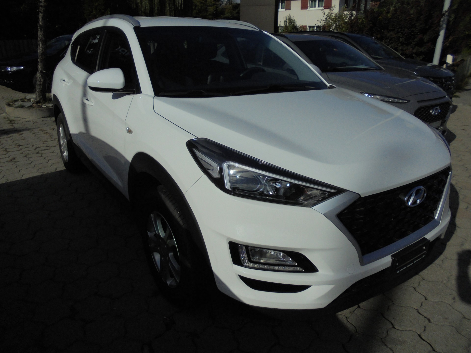 HYUNDAI Tucson 1.6 CRDI Business 4WD DCT-image-1