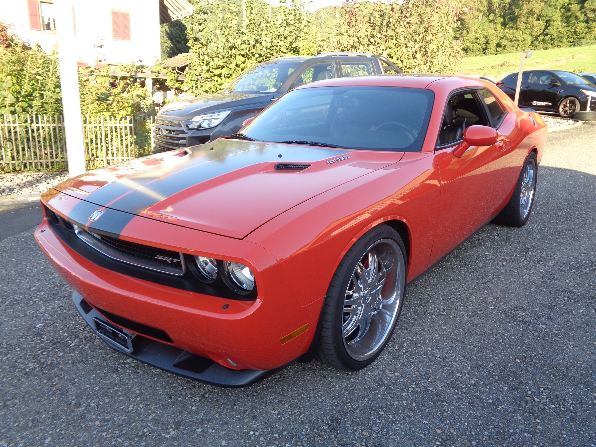 DODGE SRT-showroom-element-1