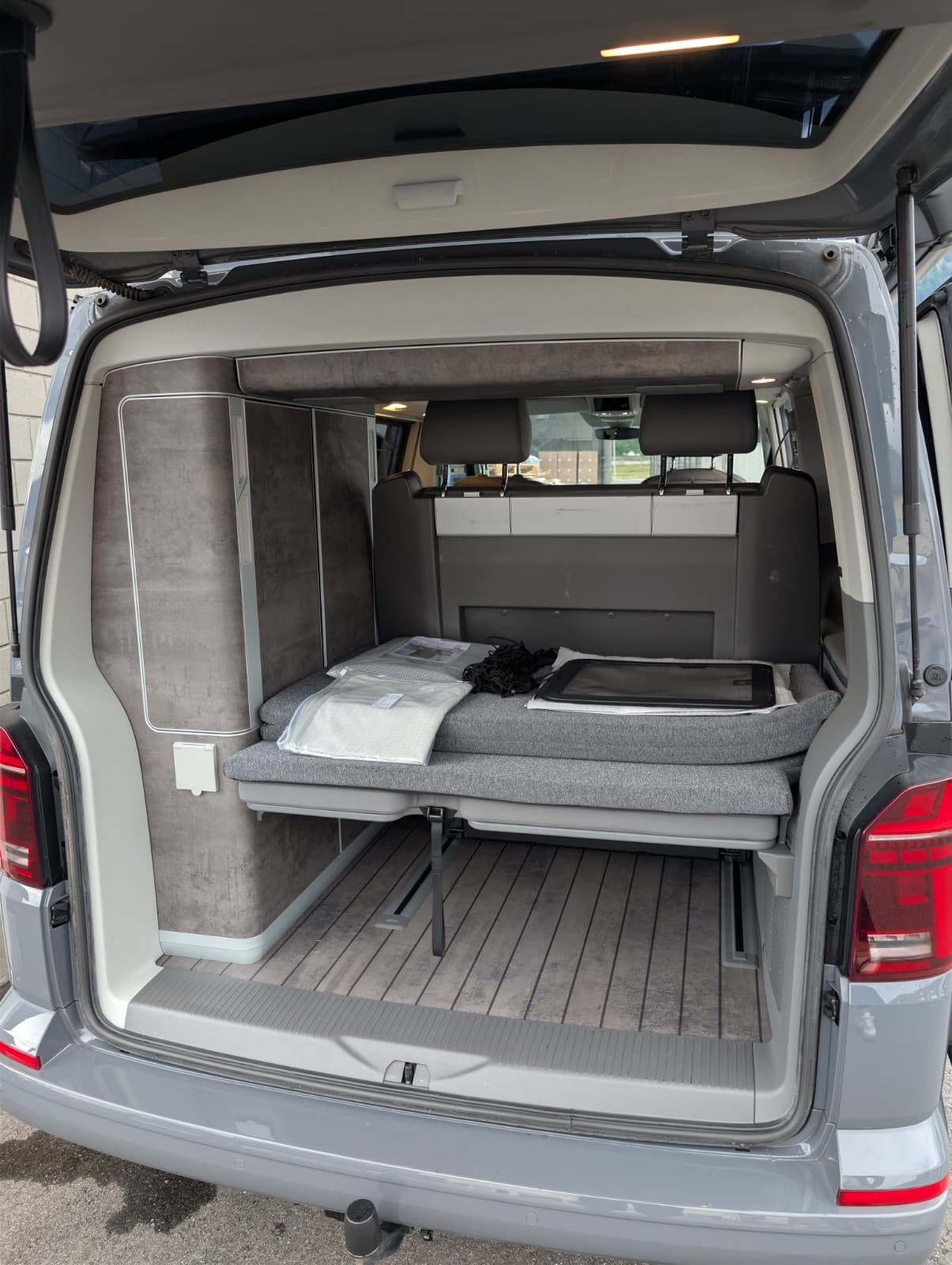 VW T6.1 California 2.0 Bi-TDI Ocean 4Motion DSG-image-5