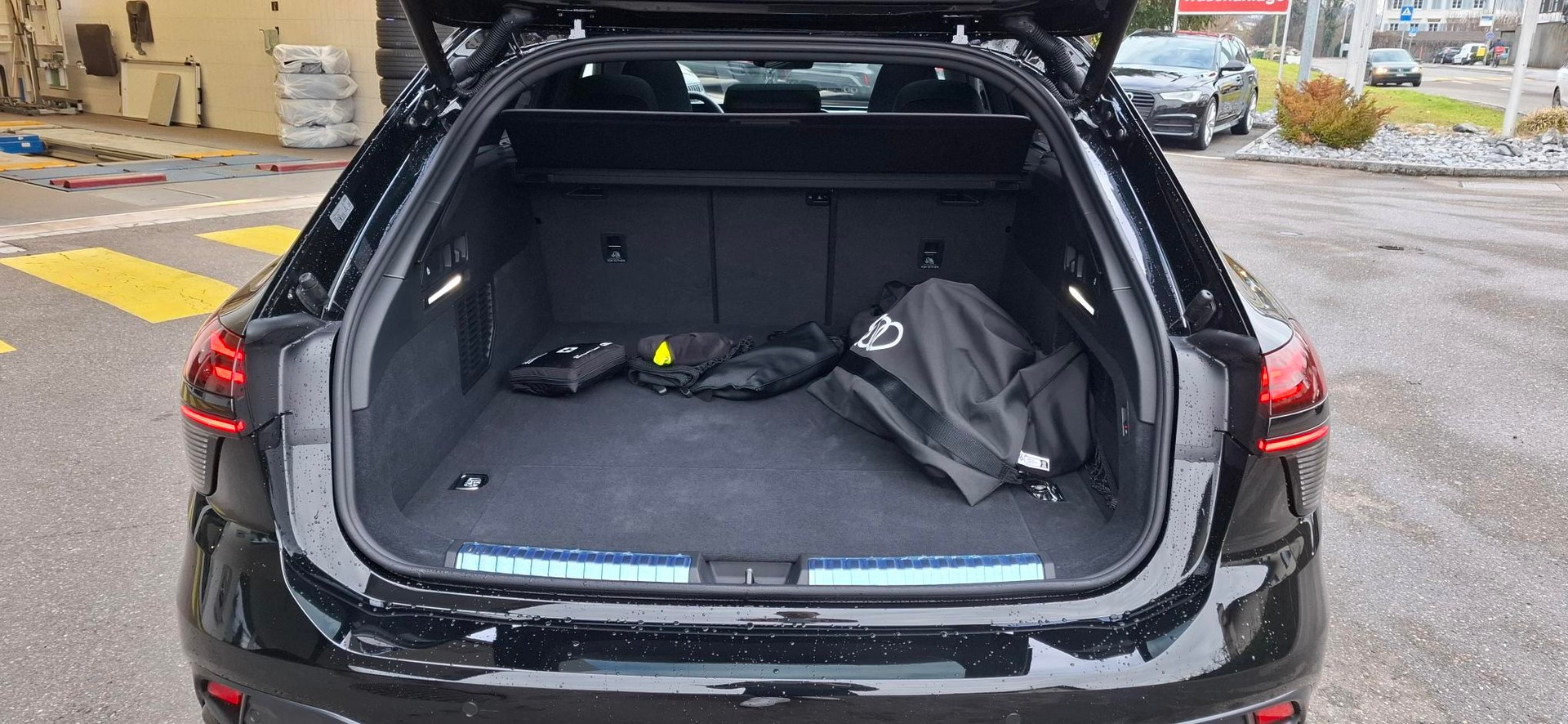 AUDI A6 Avant e-hybrid quattro 220 kW S tronic-image-9