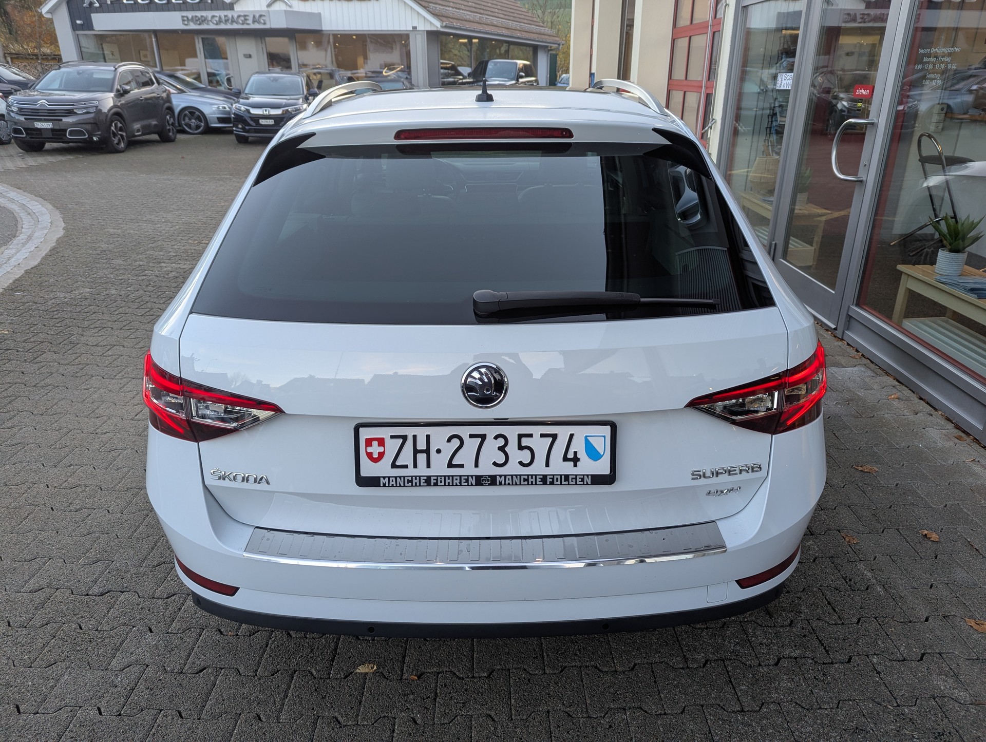 SKODA Superb Combi 2.0 TDi L&K 4x4 DSG-image-5