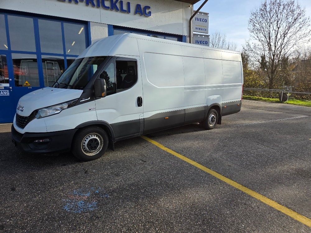 IVECO 35 S 16 A8 V-image-1