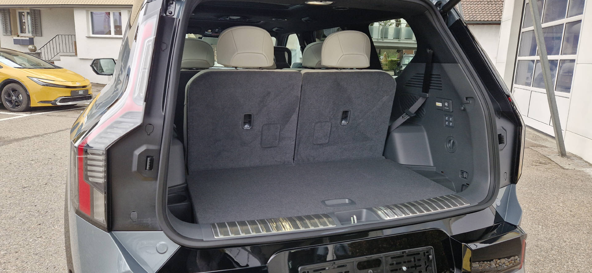 KIA EV9 99.8 kWh GT-Line 7P 4x4-image-12
