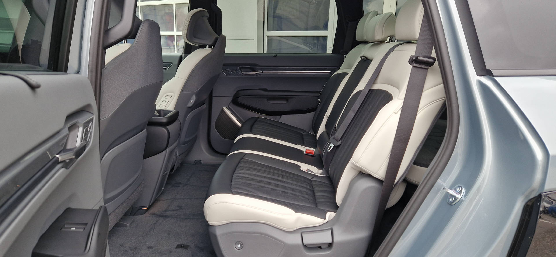 KIA EV9 99.8 kWh GT-Line 7P 4x4-image-9