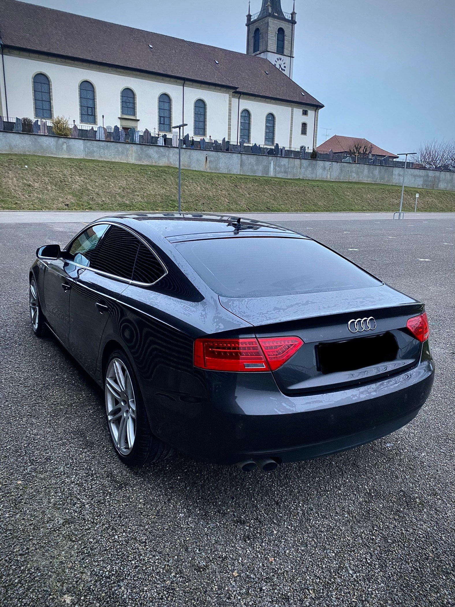 AUDI A5 Sportback 2.0 TDI quattro S-tronic-image-5