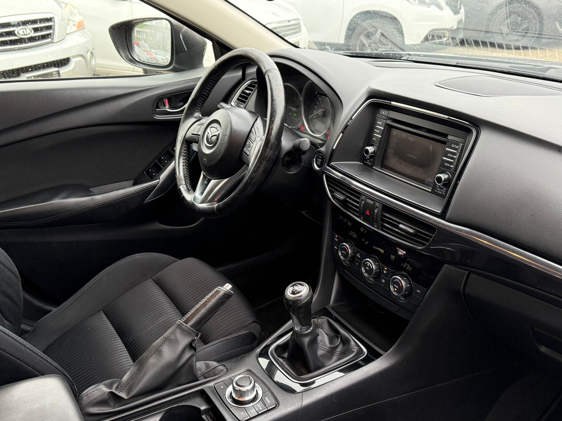 MAZDA 6 2.2 D 16V Ambition-image-8