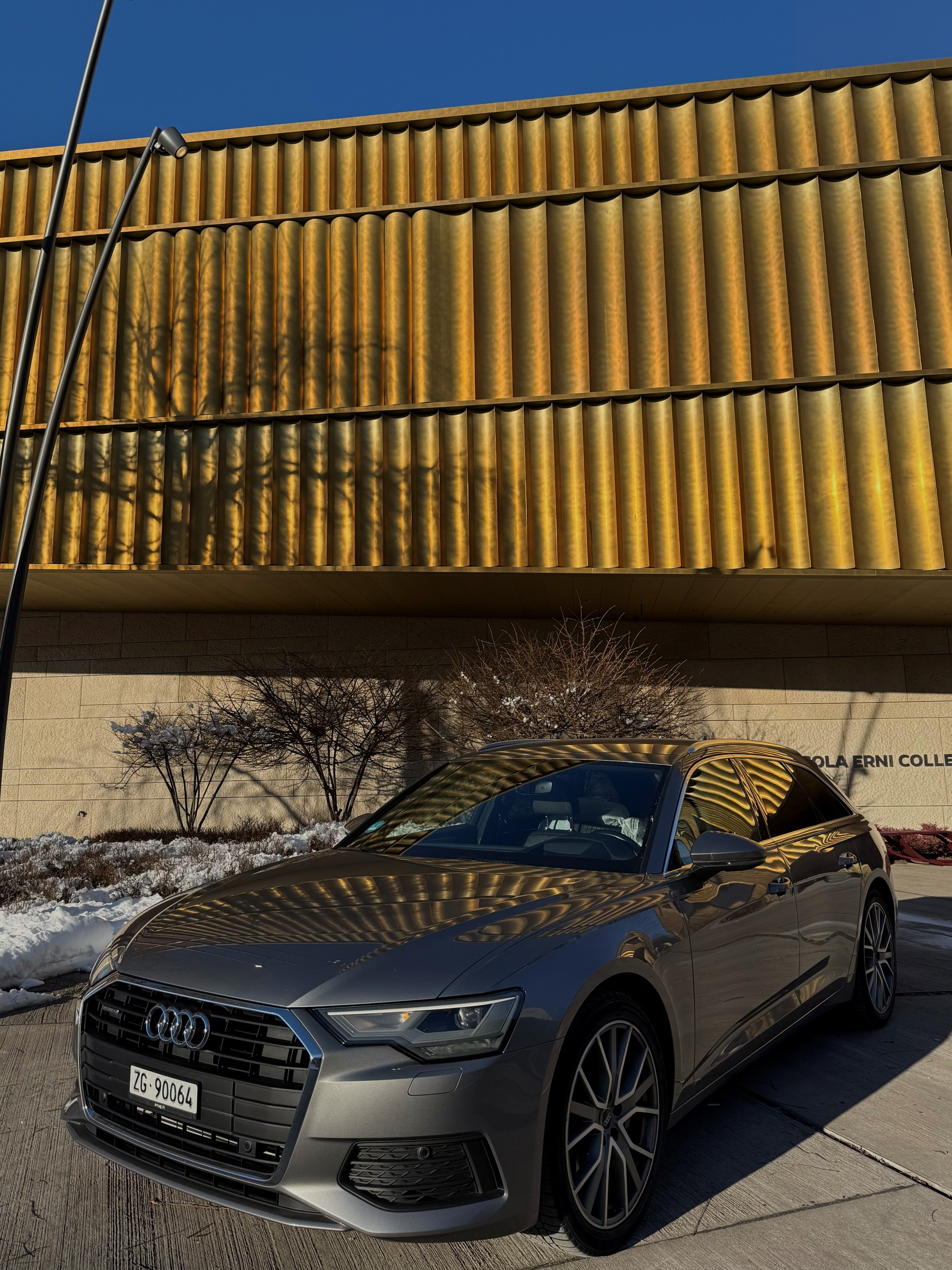 AUDI A6 Avant 45 TDI quattro tiptronic-image-1