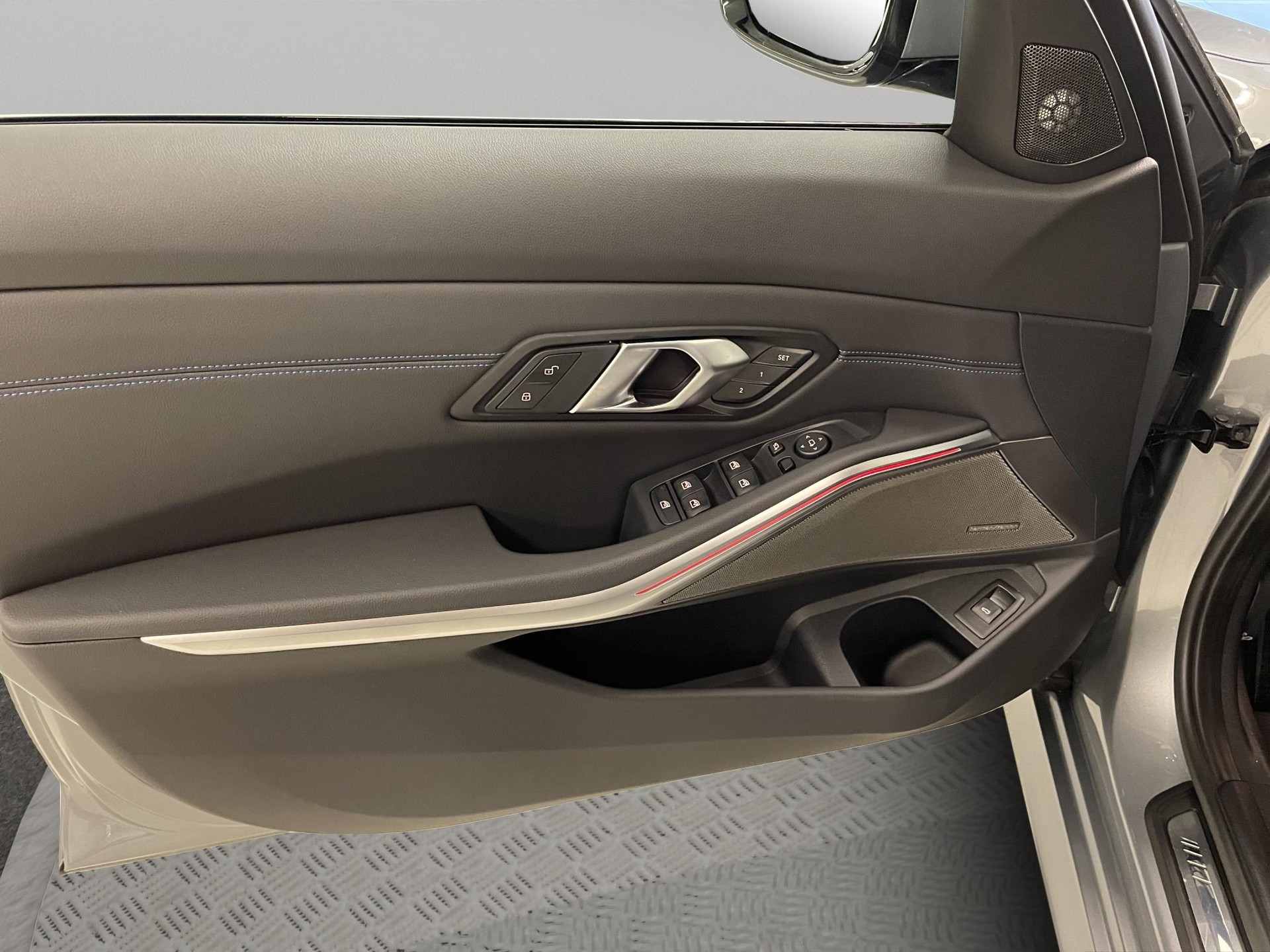 BMW 320d xDrive Touring SAG-image-15