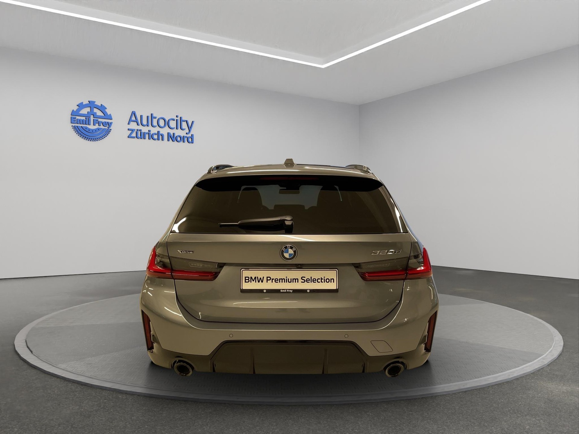 BMW 320d xDrive Touring SAG-image-7