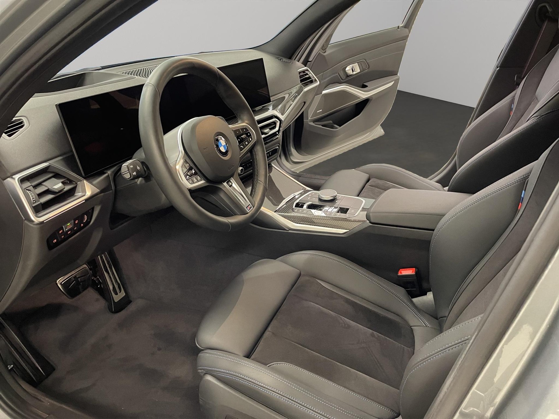 BMW 320d xDrive Touring SAG-image-9