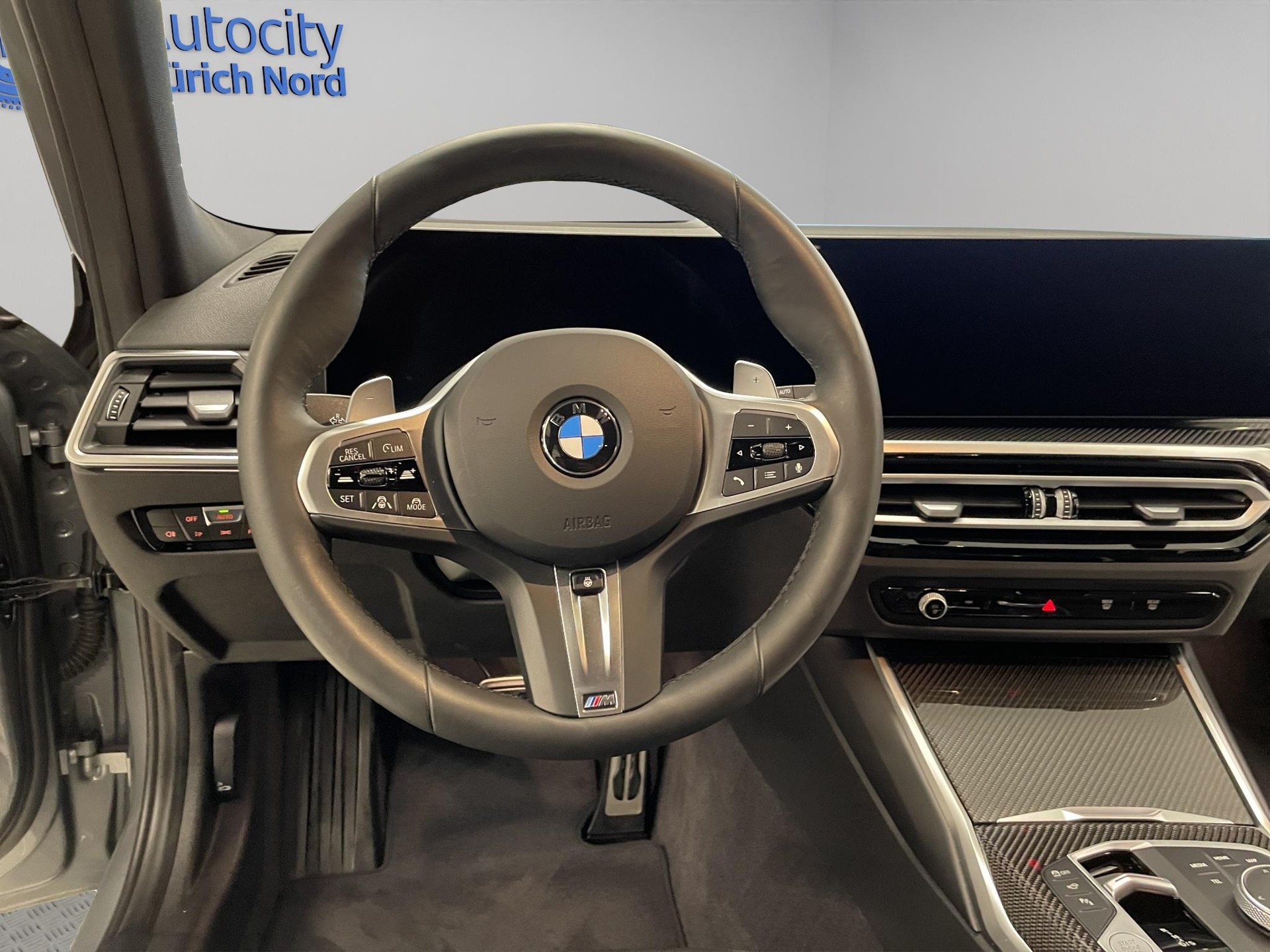 BMW 320d xDrive Touring SAG-image-11