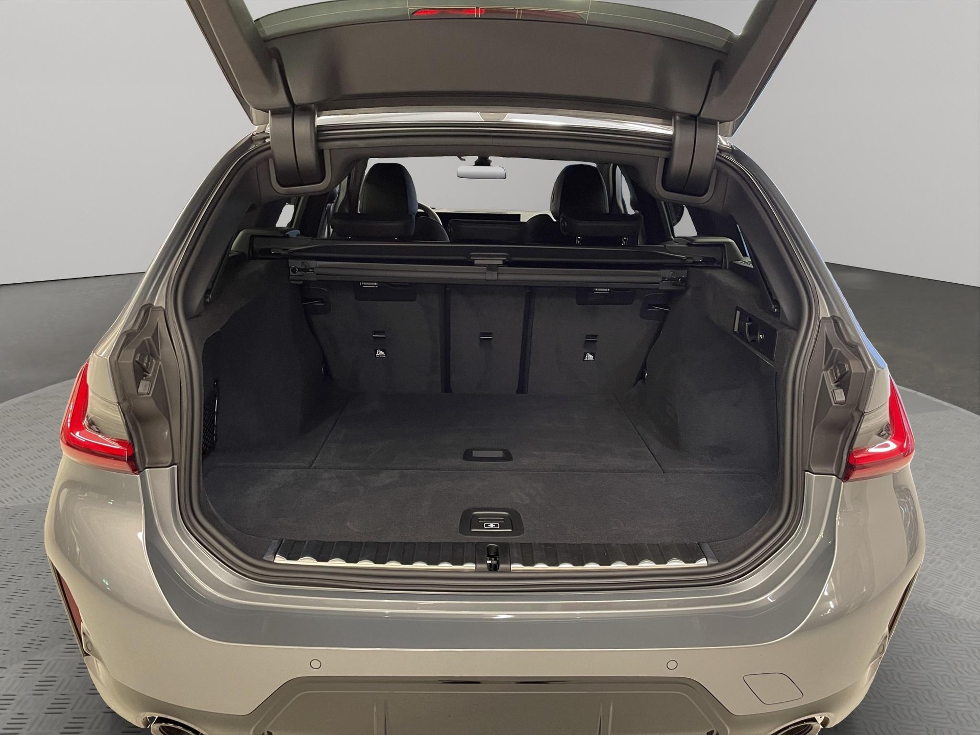 BMW 320d xDrive Touring SAG-image-19
