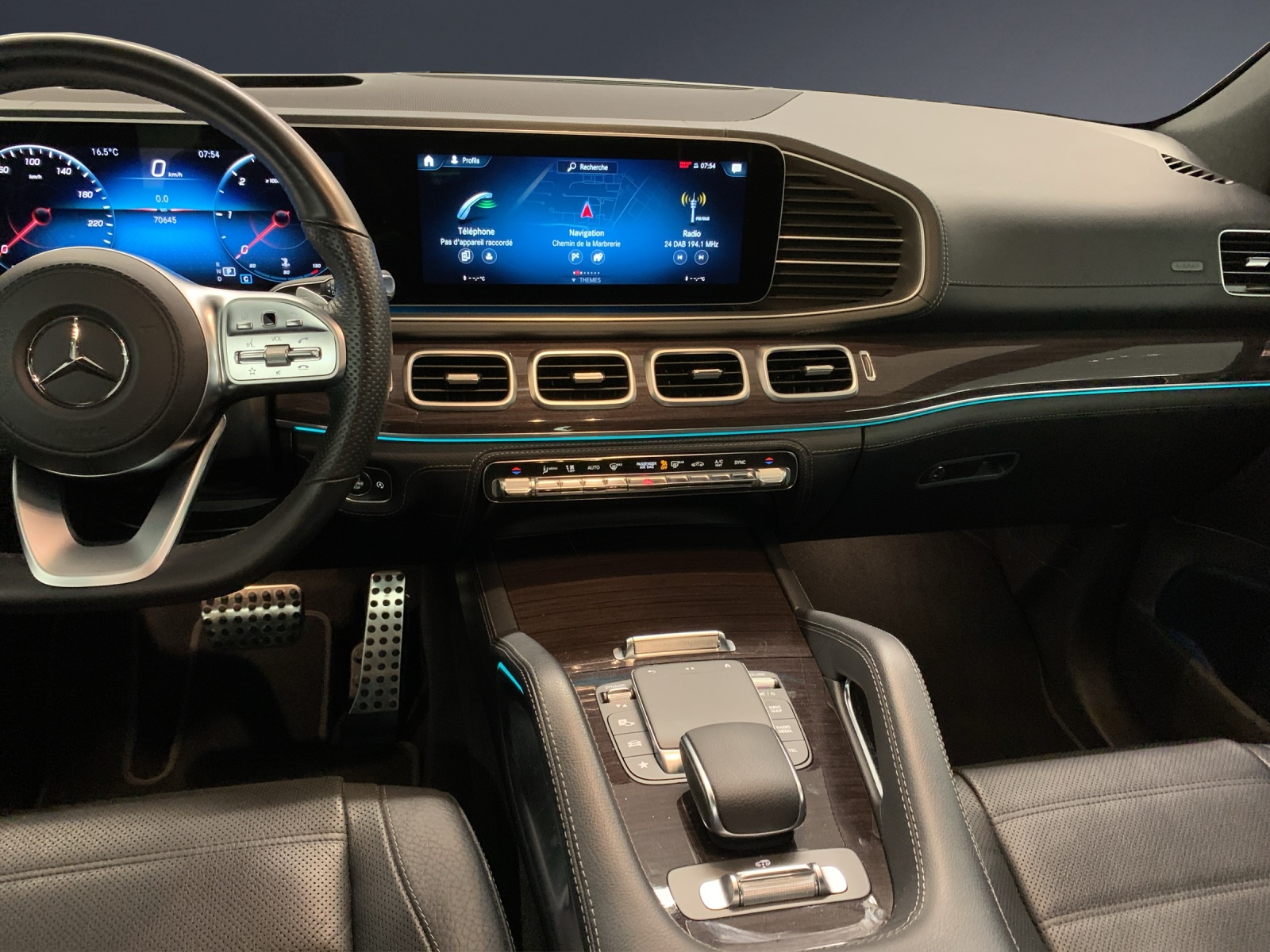 MERCEDES-BENZ GLS 400 d AMG L.4M-image-7