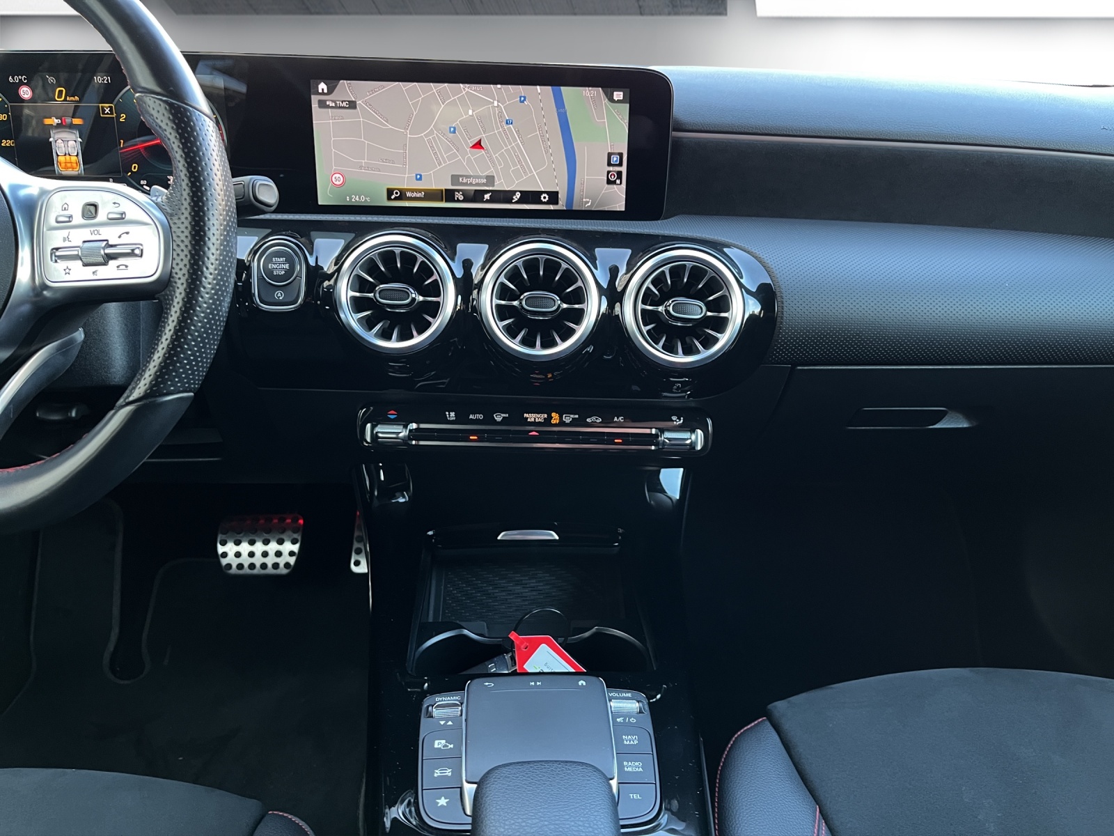 MERCEDES-BENZ A 250 4Matic AMG Line 4Matic 7G-DCT-image-12