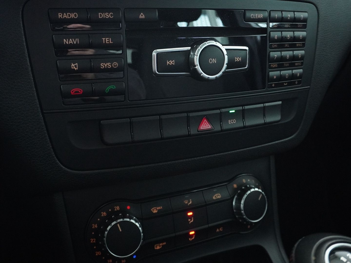 MERCEDES-BENZ B 180-image-5