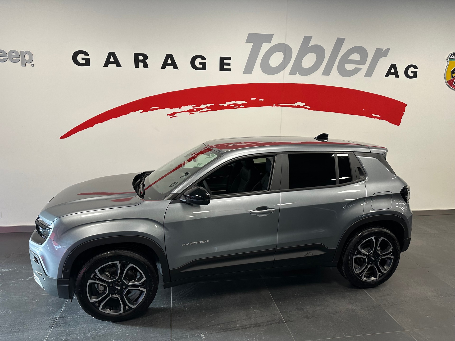 JEEP Avenger 54kWh Swiss Altitude Plus-image-7