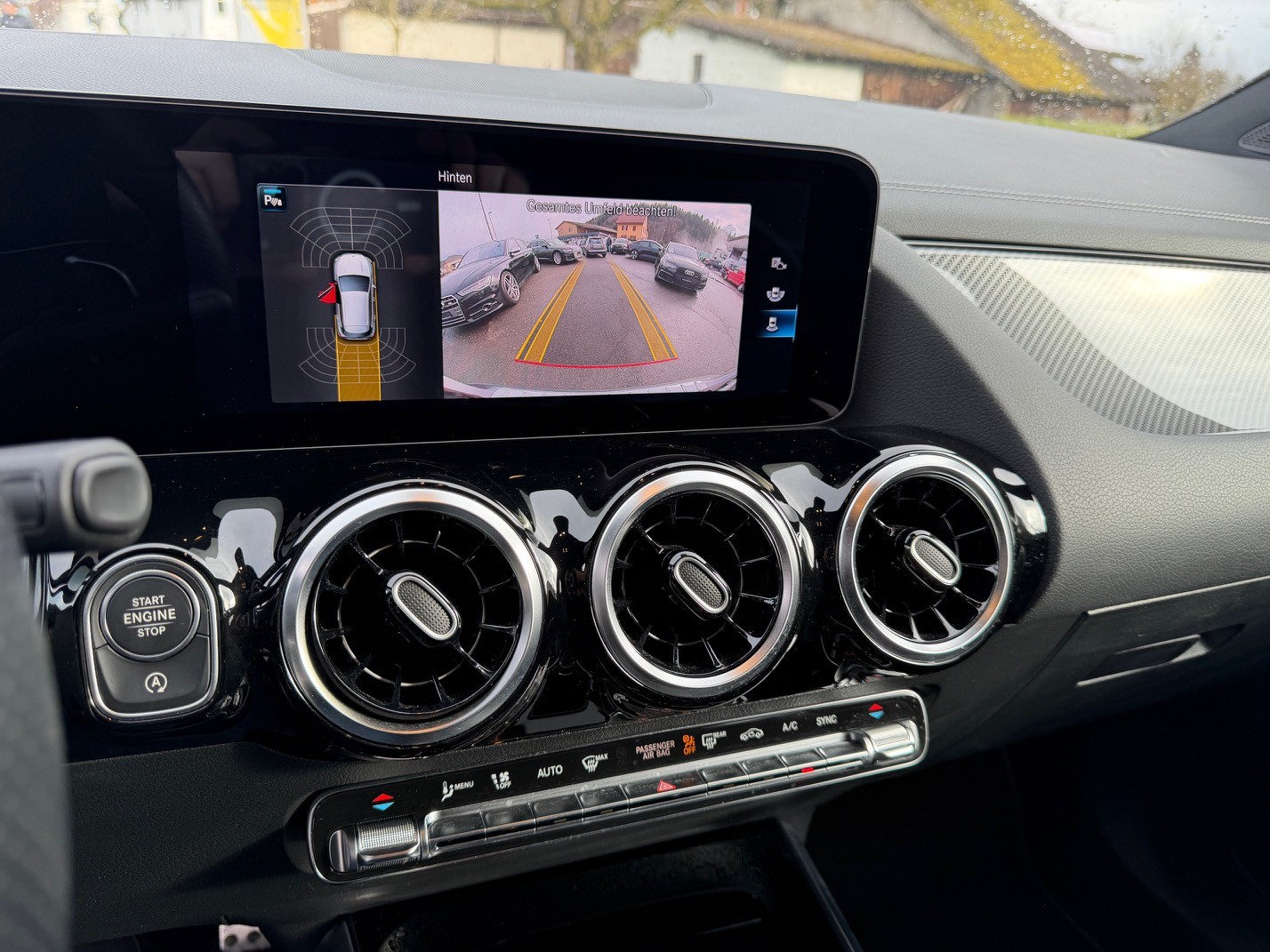 MERCEDES-BENZ GLA 200 4Matic AMG Line 8G-DCT-image-8