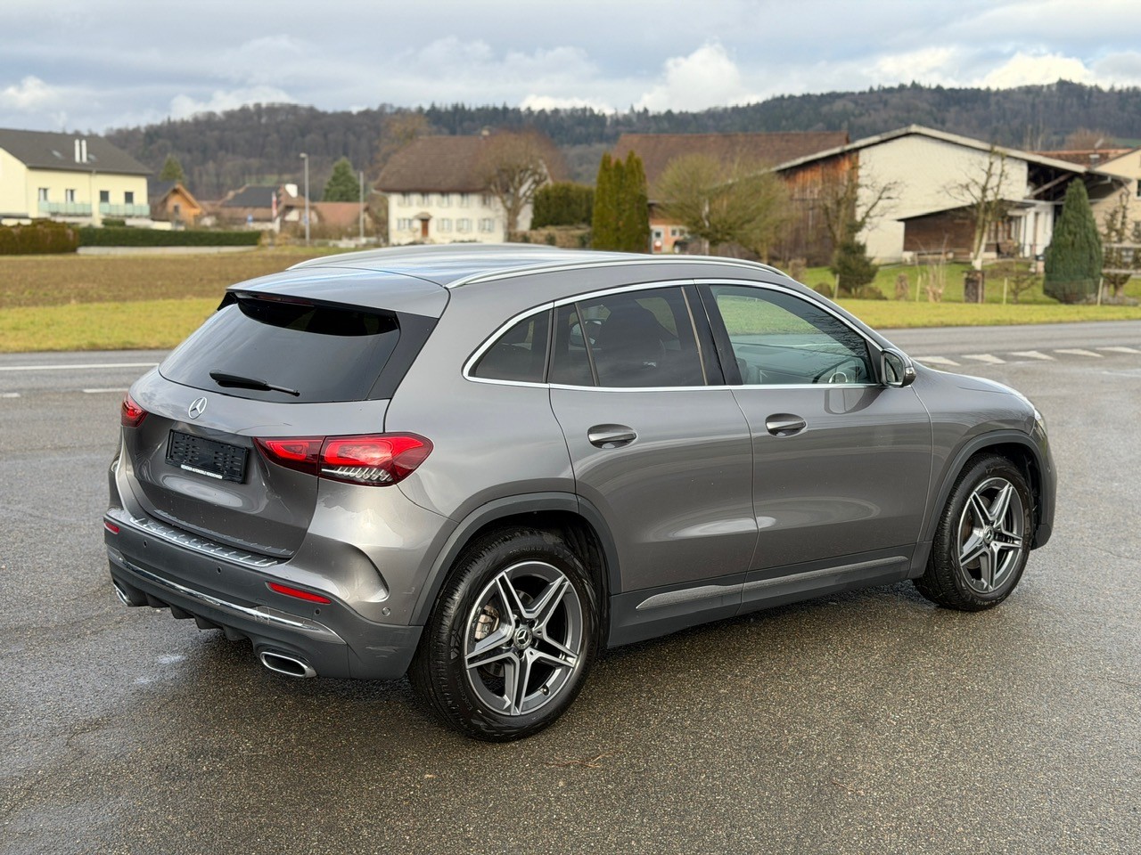 MERCEDES-BENZ GLA 200 4Matic AMG Line 8G-DCT-image-14