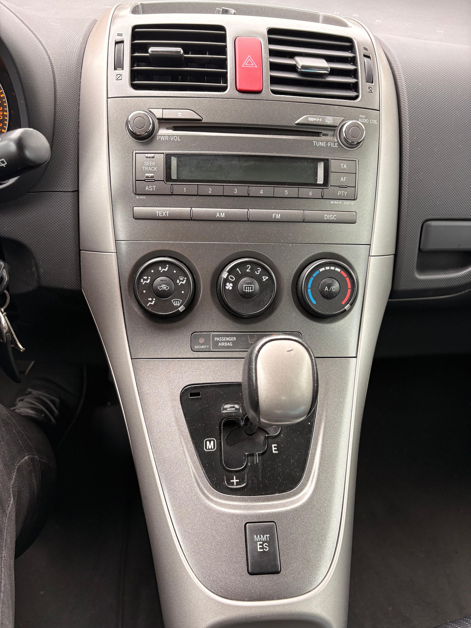 TOYOTA Auris 1.6 Linea Sol MultiMode-image-7