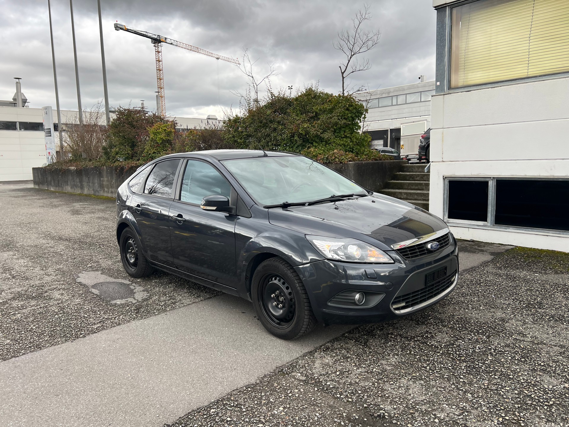 FORD Focus 2.0i Titanium-image-2