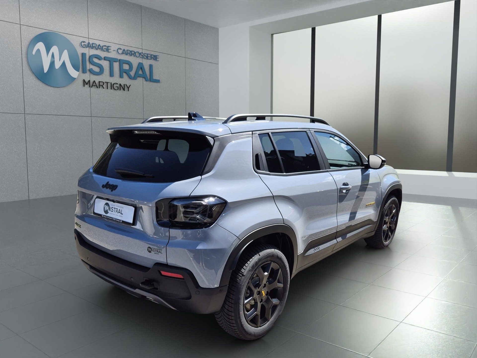 JEEP Avenger 1.2 MHEV The North Face 4xe-image-4