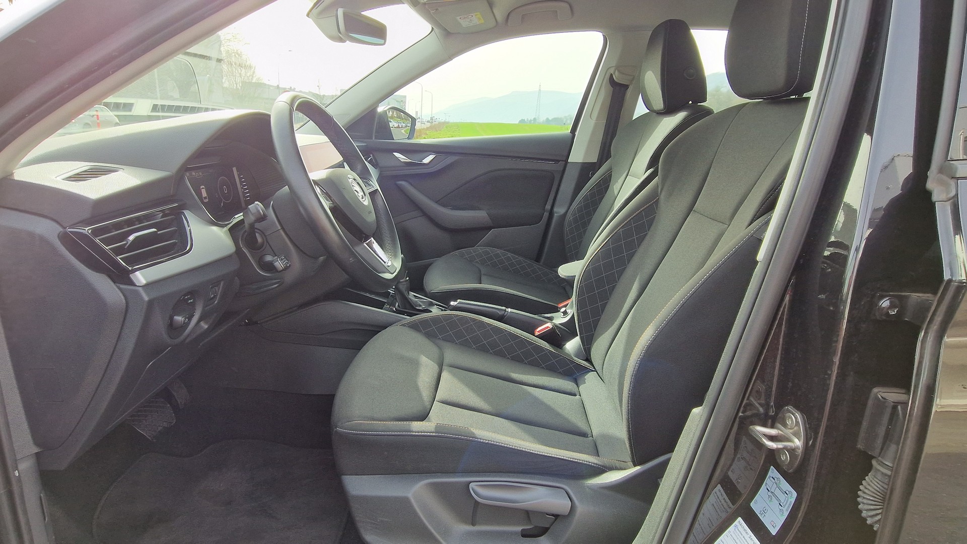 SKODA Scala 1.0 TSI Ambition-image-5