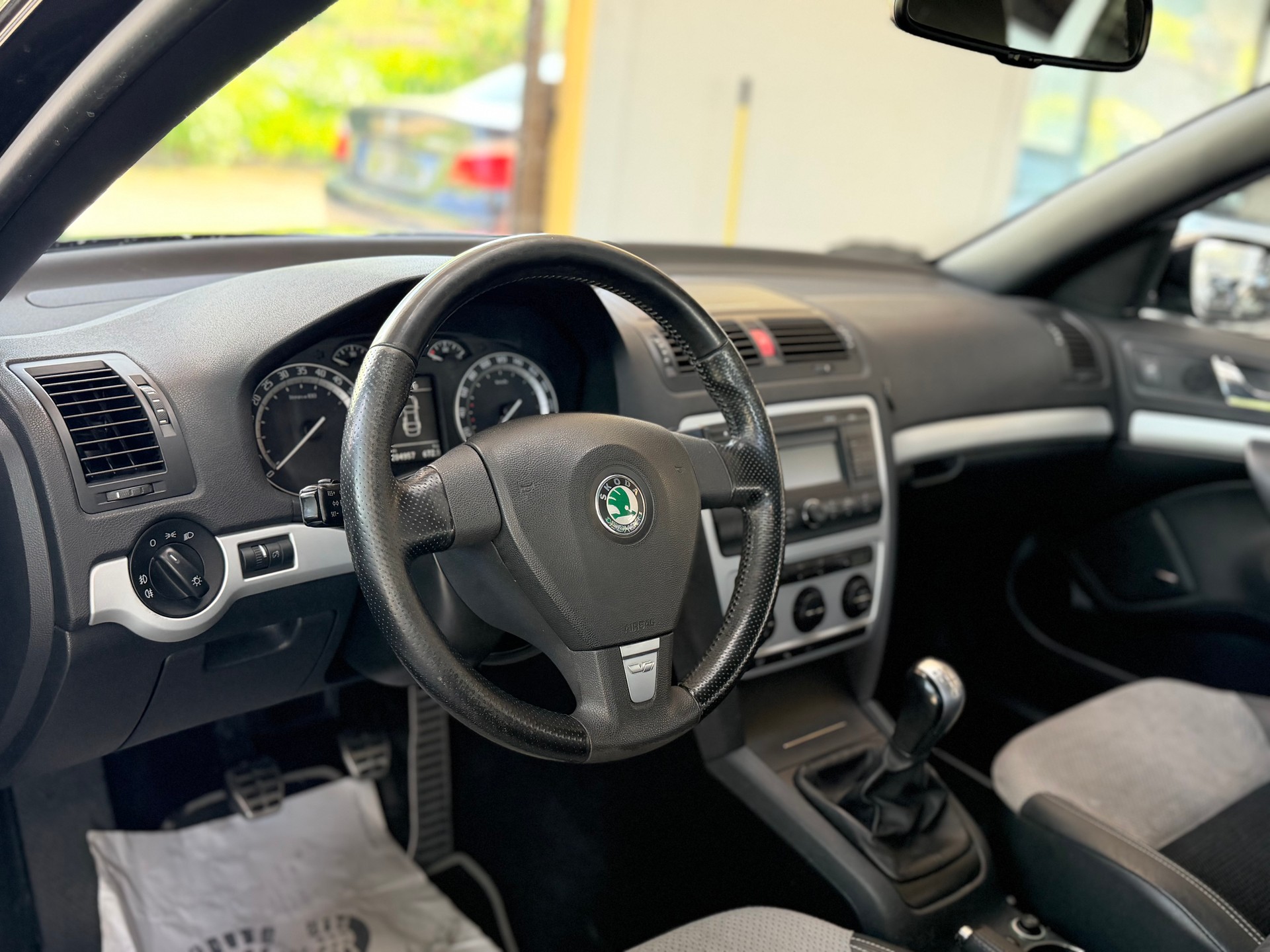 SKODA Octavia 2.0 Turbo FSI RS ABT-image-6