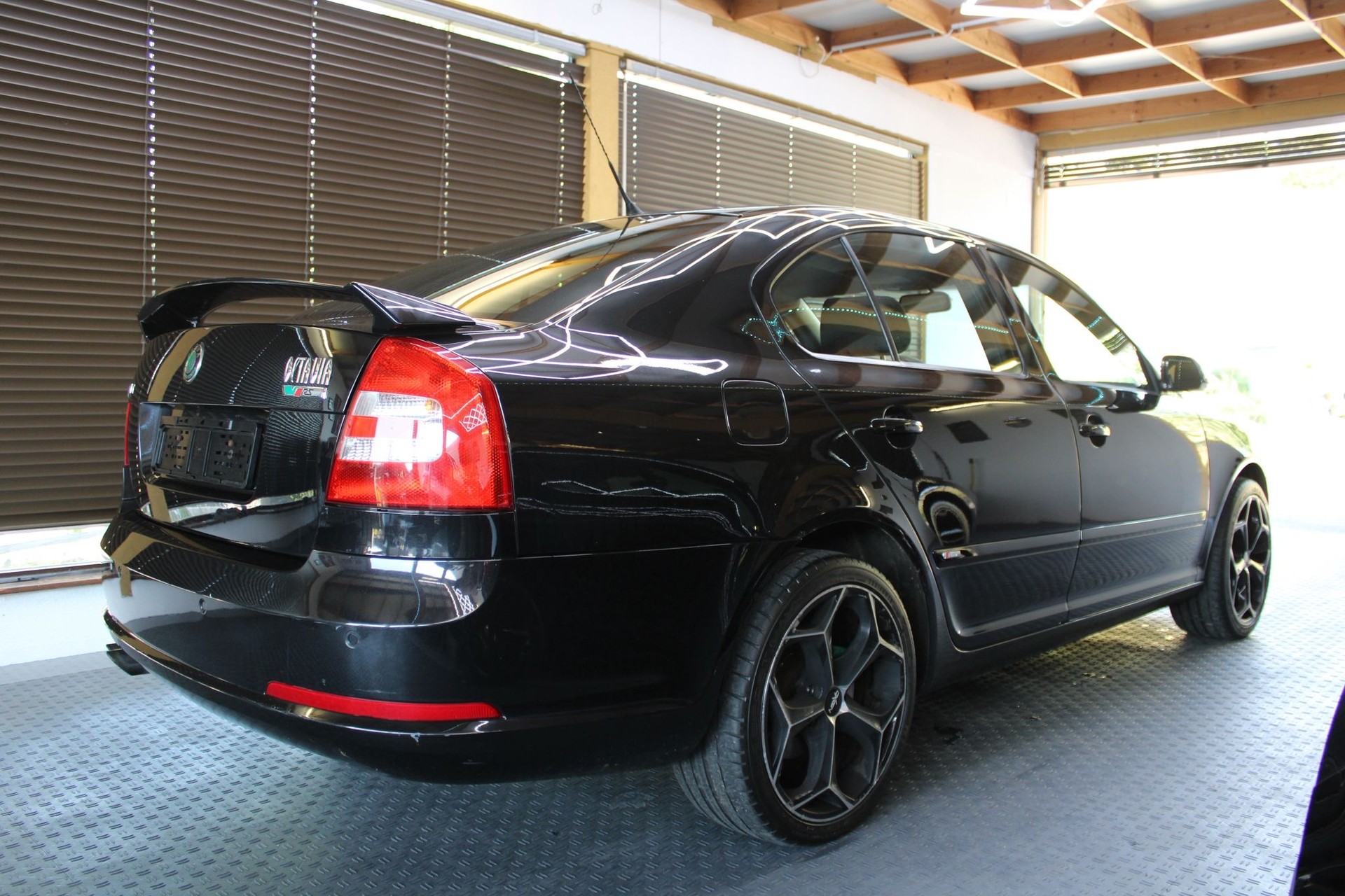 SKODA Octavia 2.0 Turbo FSI RS ABT-image-3