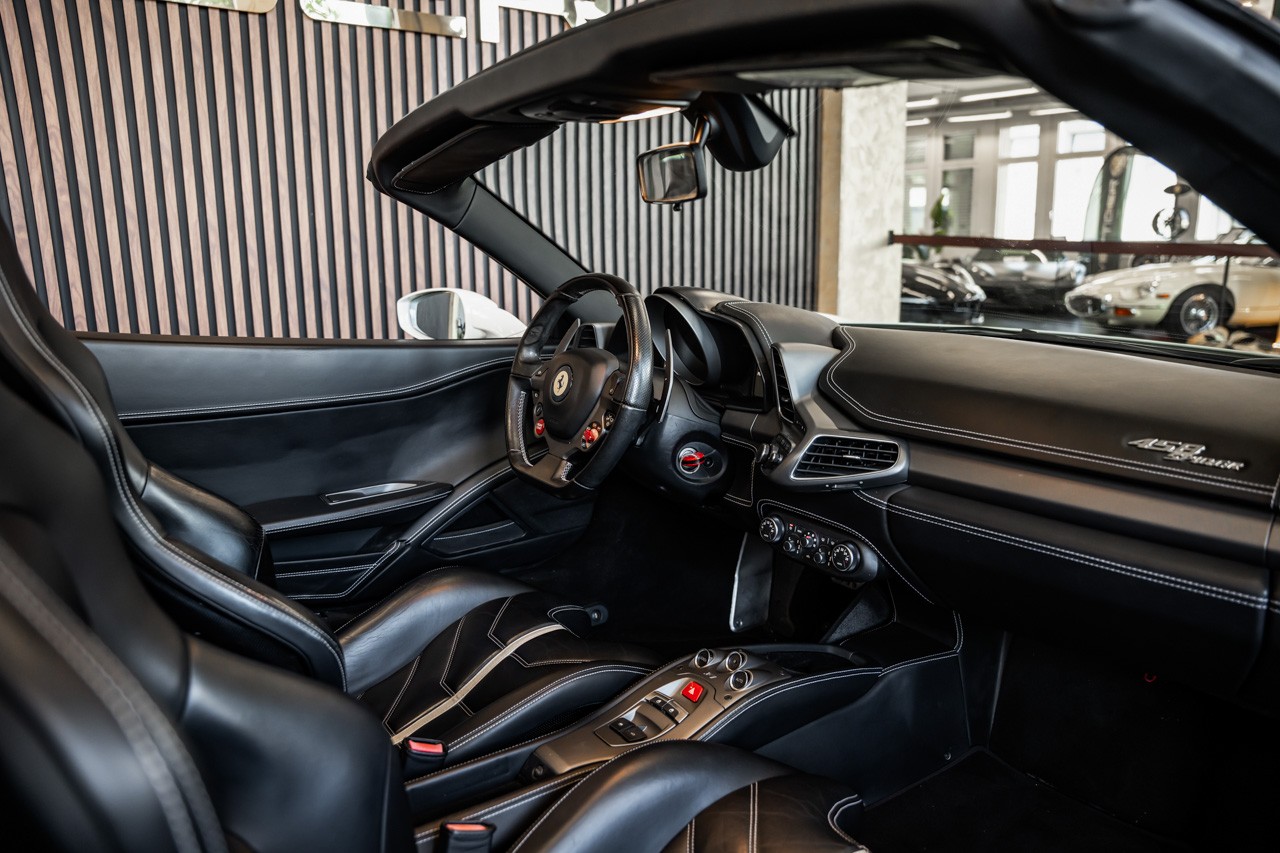 FERRARI 458 Spider Italia 4.5 V8-image-15
