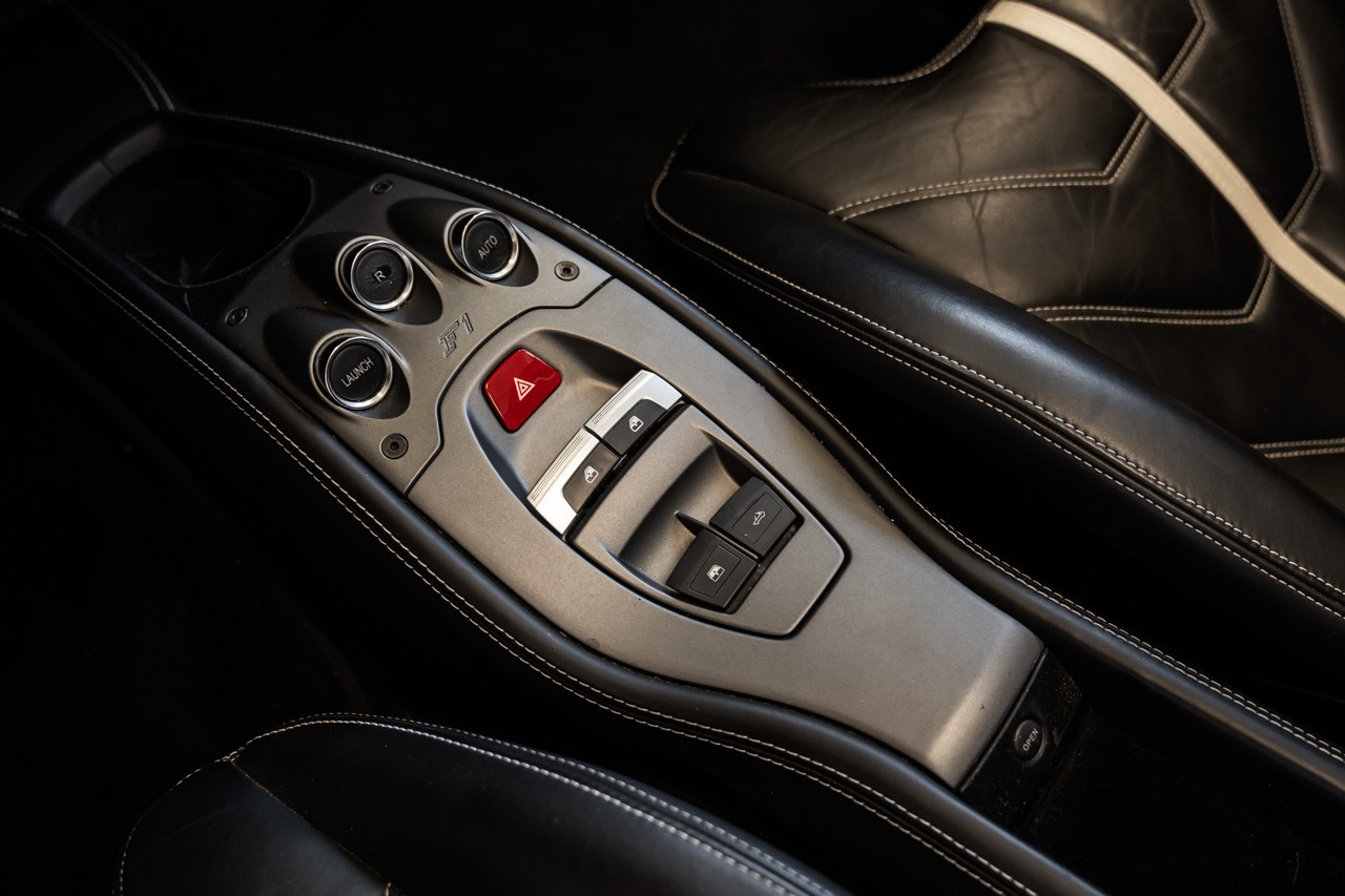 FERRARI 458 Spider Italia 4.5 V8-image-26