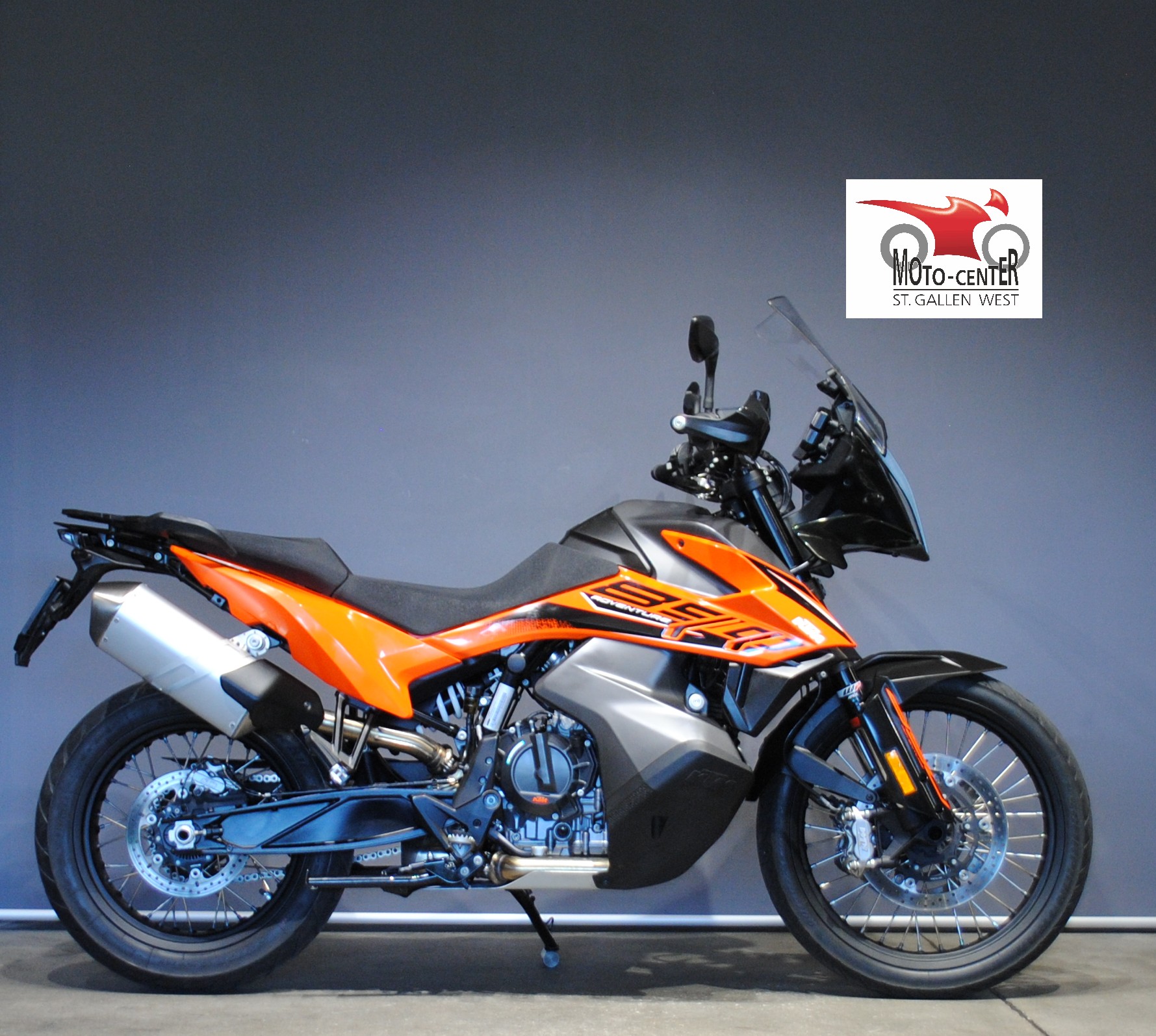 KTM 890 Adventure-showroom-element-1