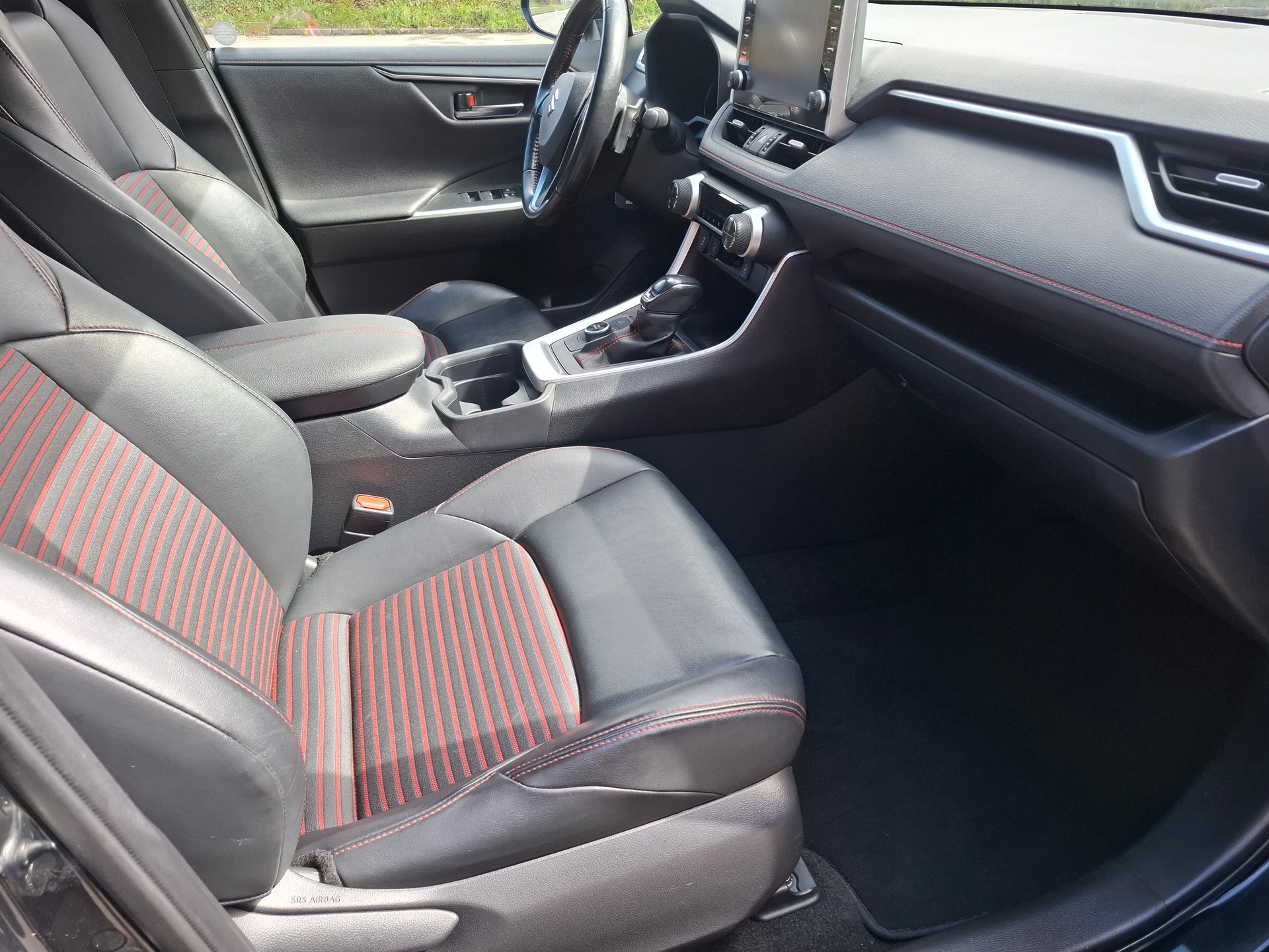 SUZUKI Across 2.5 Plug-in-Hybrid Compact Top E-CVT-image-5