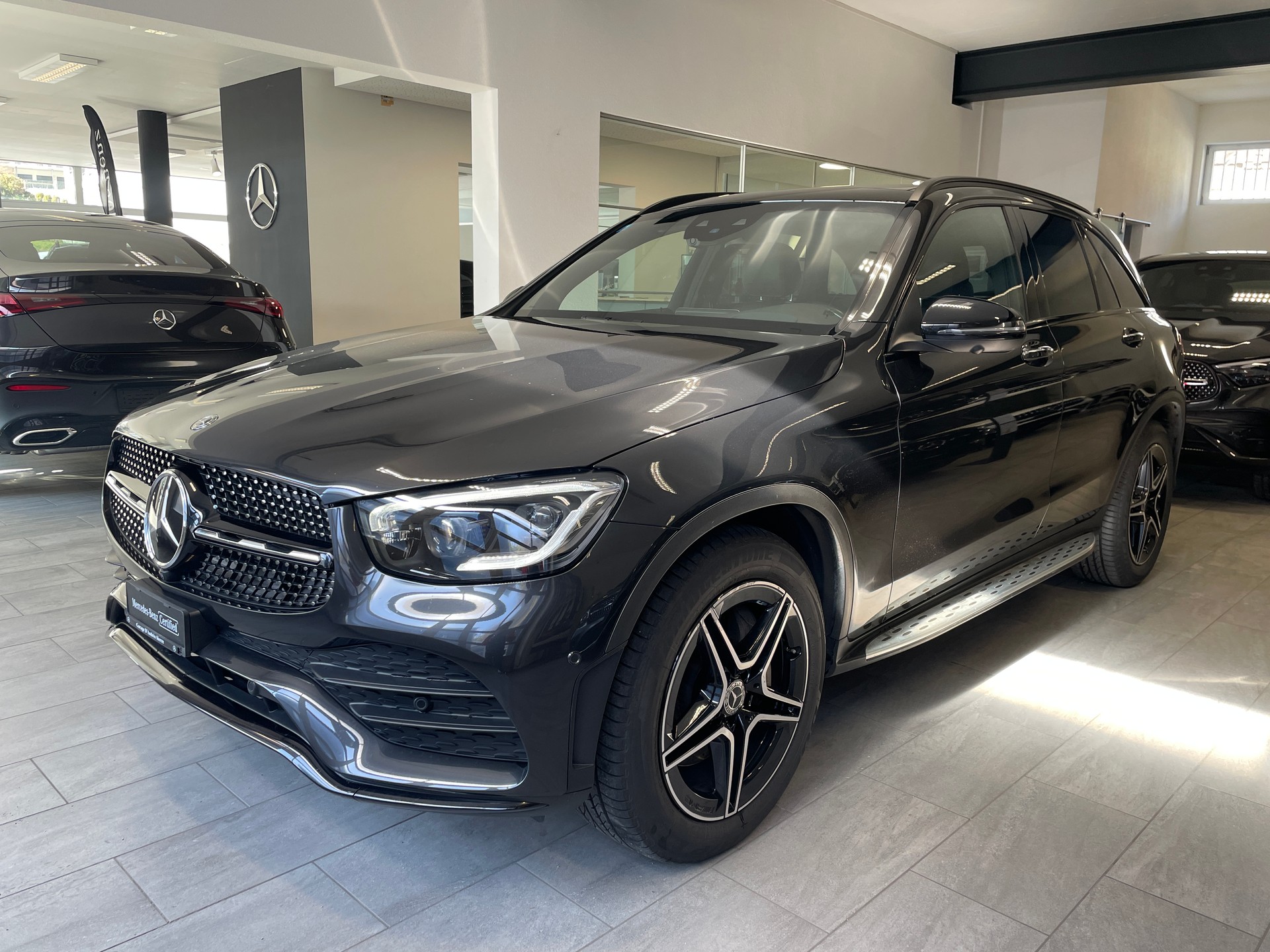 MERCEDES-BENZ GLC 220 d AMG Line 4Matic 9G-Tronic-image-0