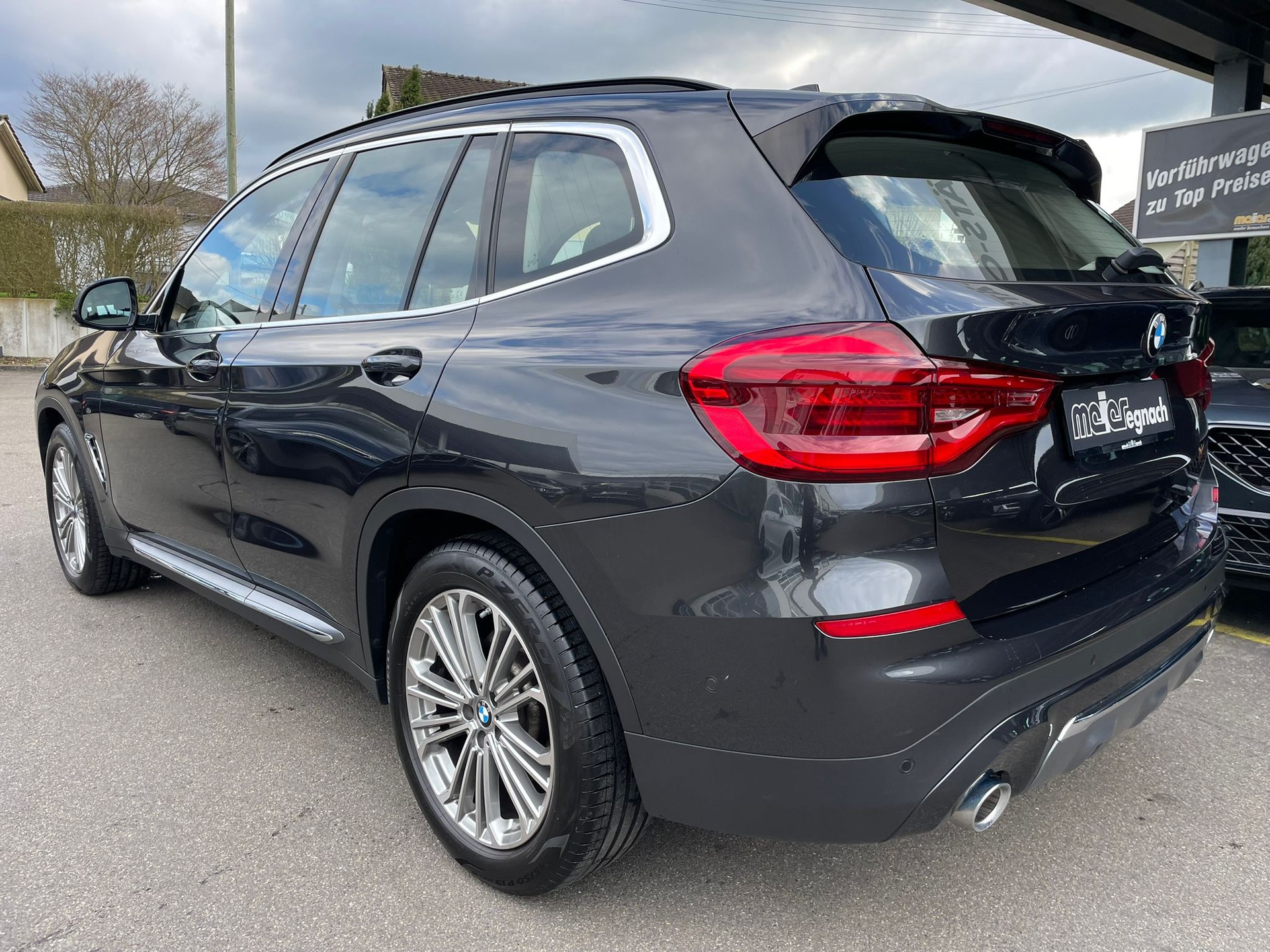 BMW X3 xDrive 20d Luxury Line Steptronic-image-5