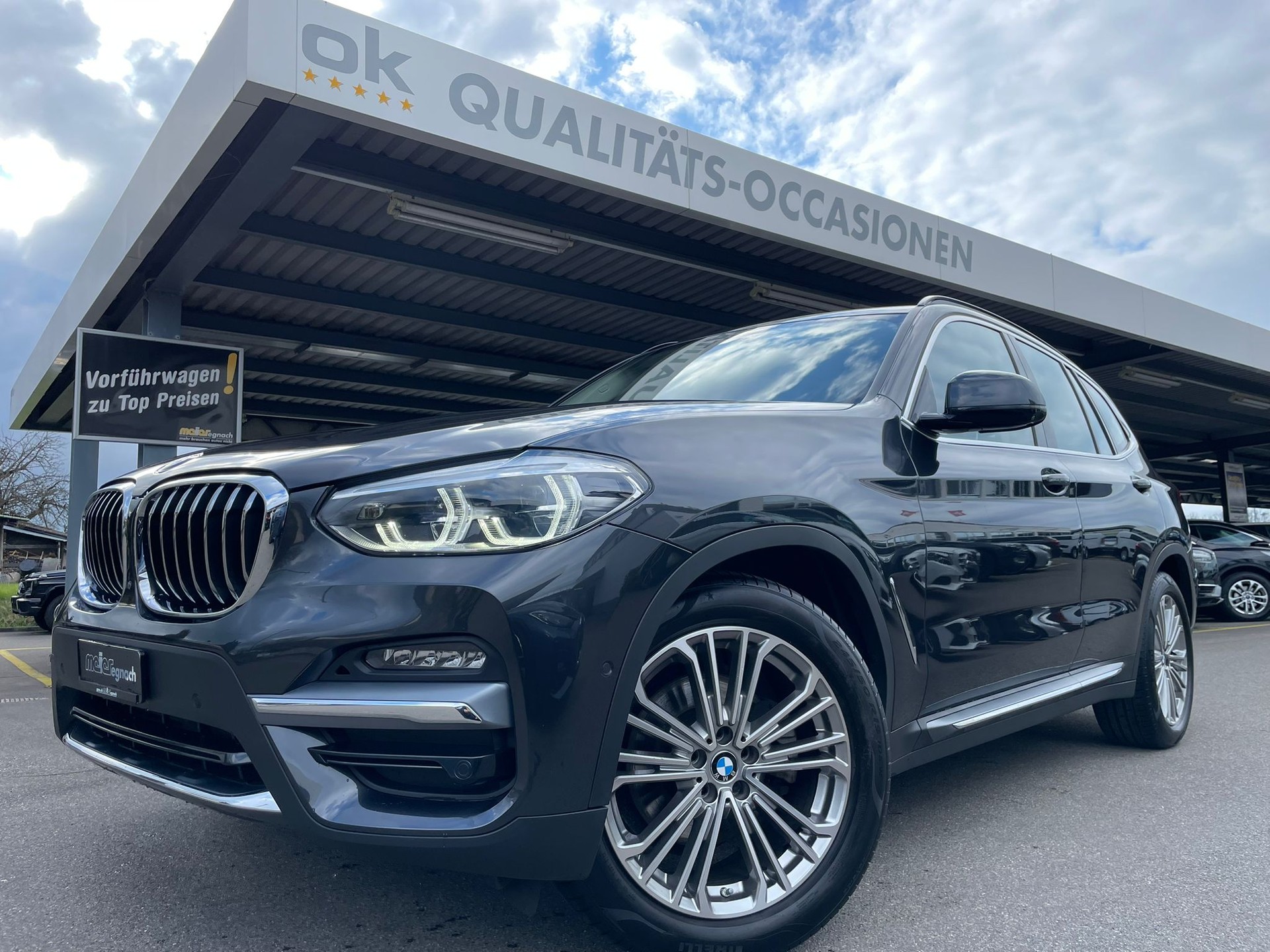 BMW X3 xDrive 20d Luxury Line Steptronic-image-0