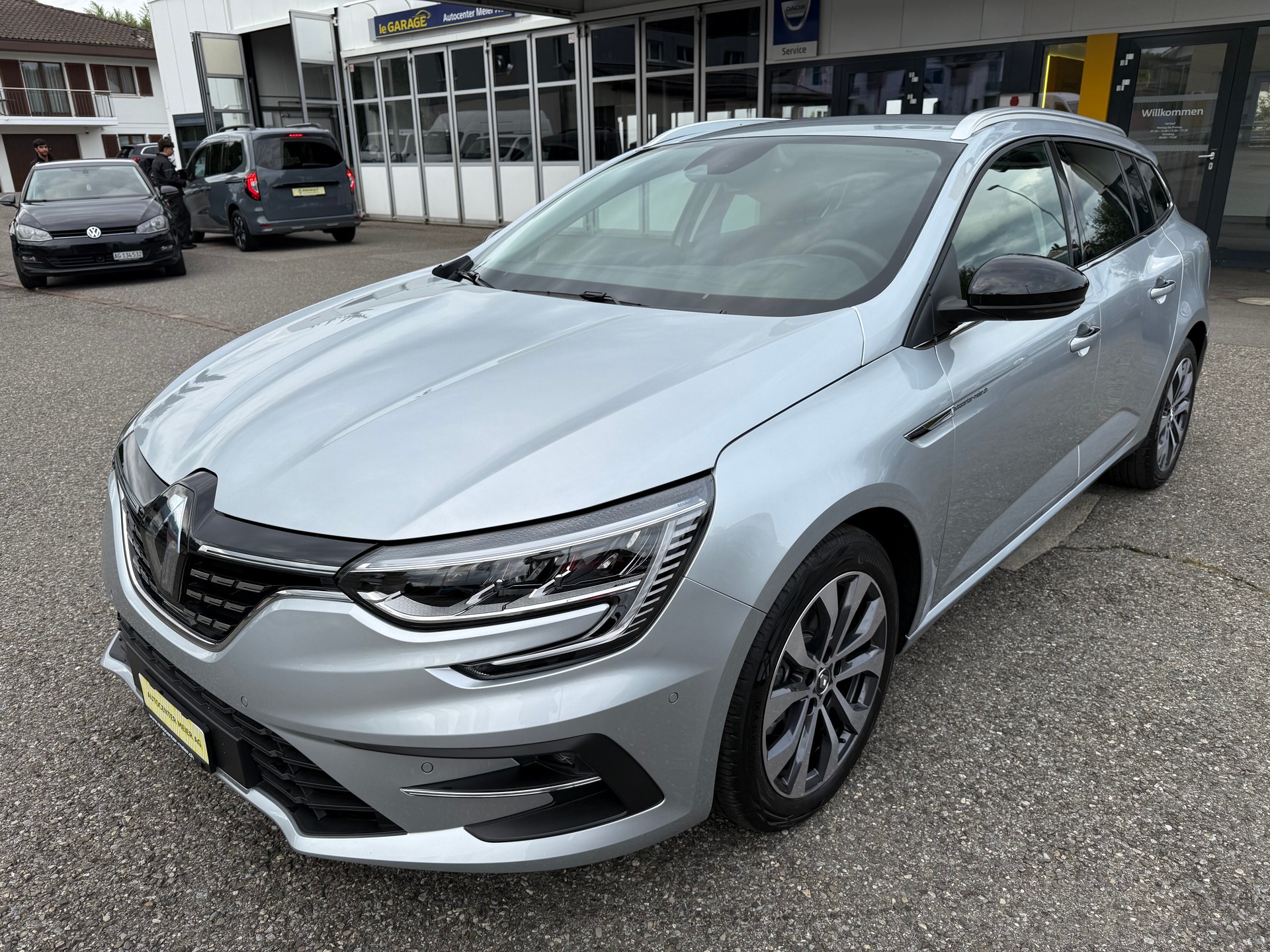 RENAULT Mégane Grandtour 1.3 16V Turbo Techno EDC-image-1